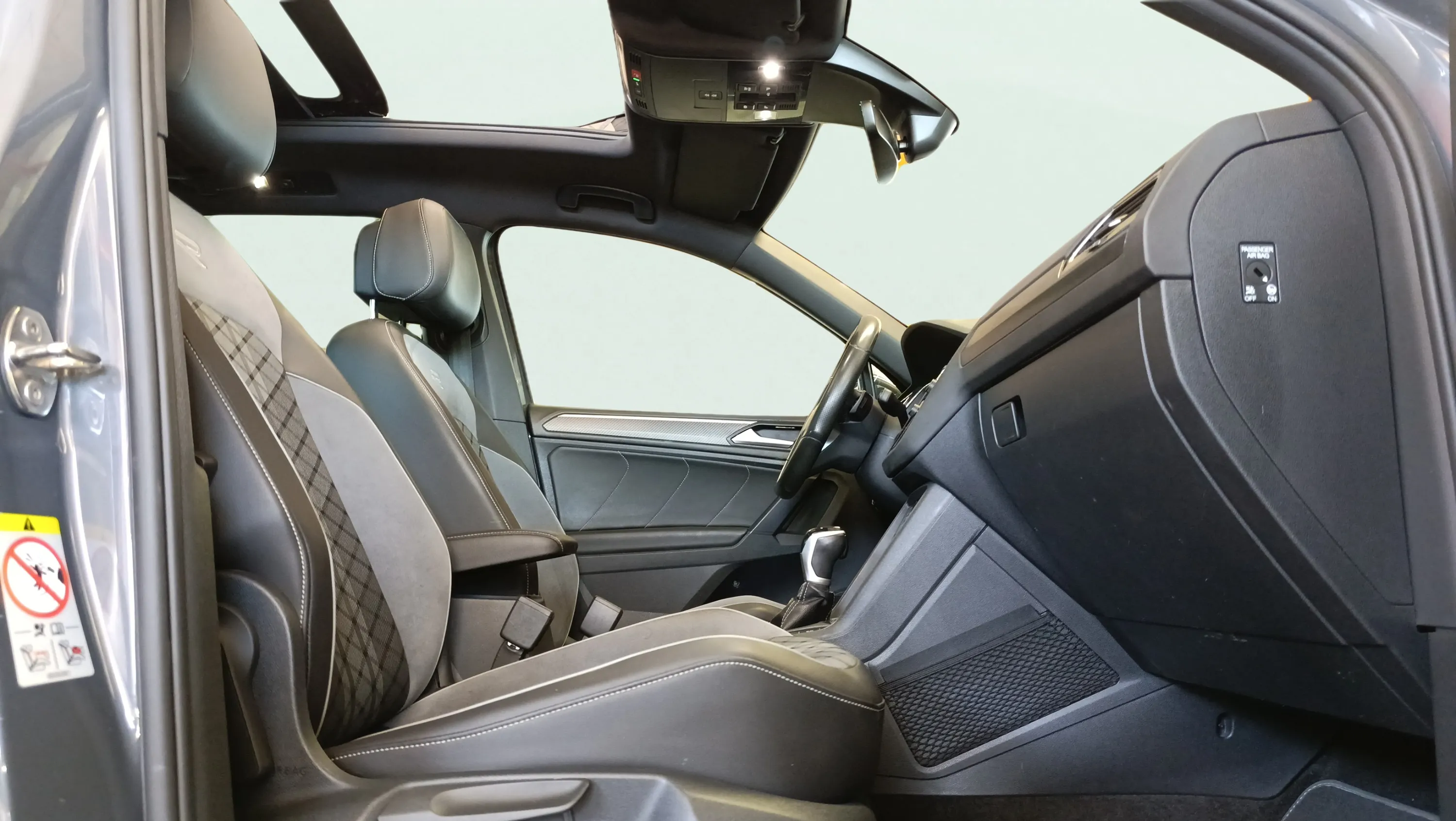 Volkswagen Tiguan R-Line 2.0 TDI DSG - foto 34