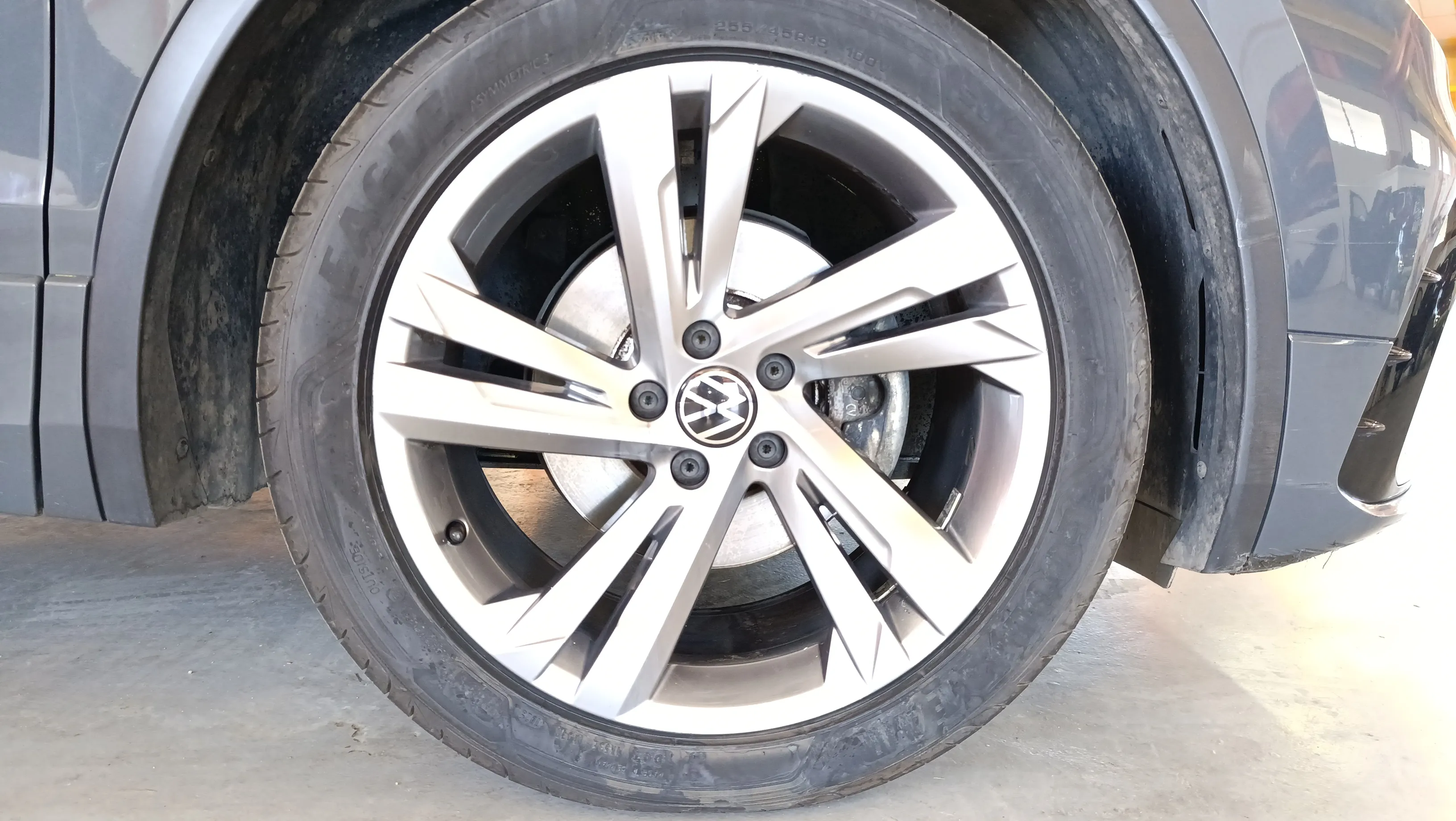 Volkswagen Tiguan R-Line 2.0 TDI DSG - foto 43