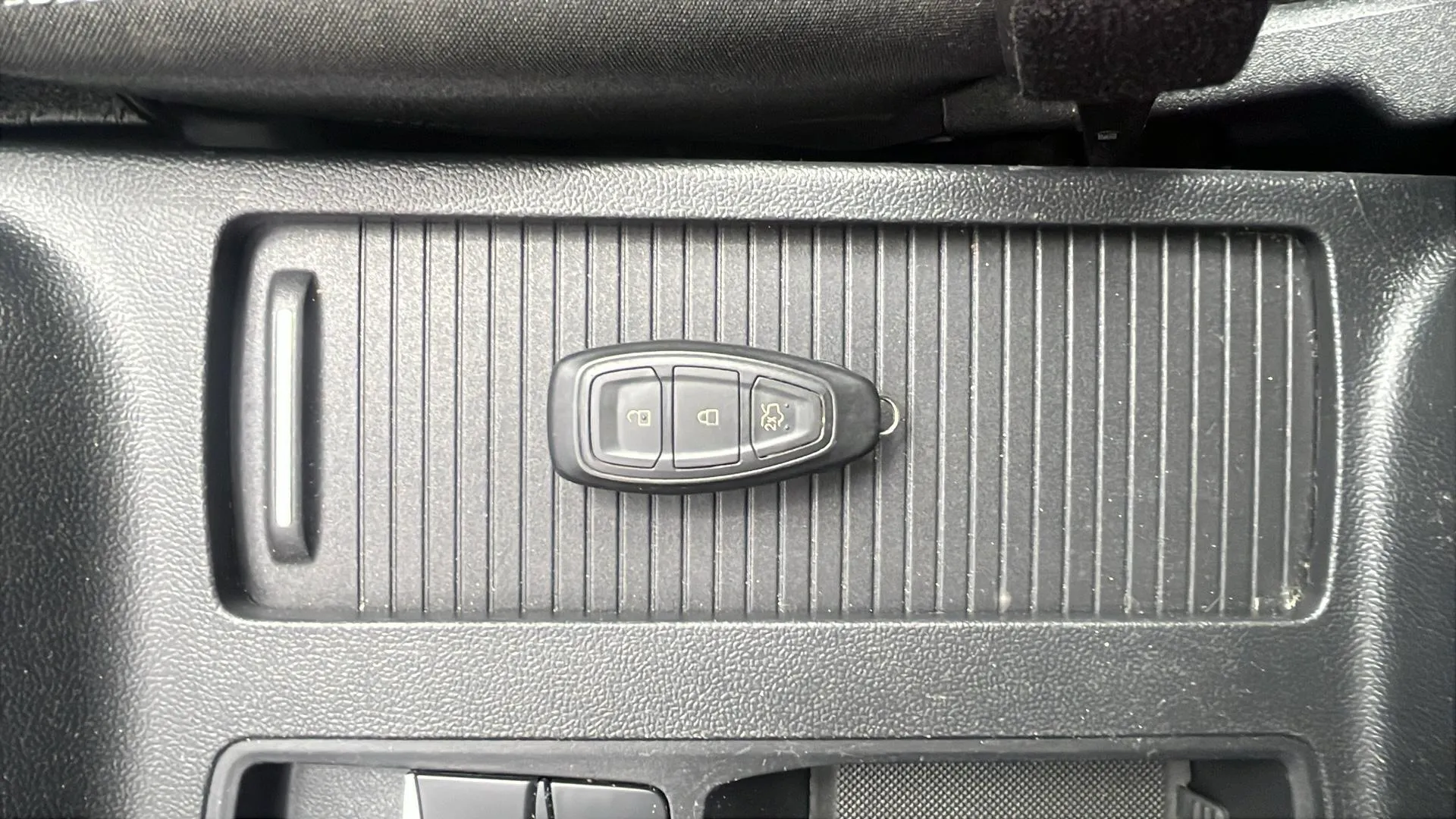 Ford Focus 1.0 EcoBoost MHEV Active Des. SIP - foto 19
