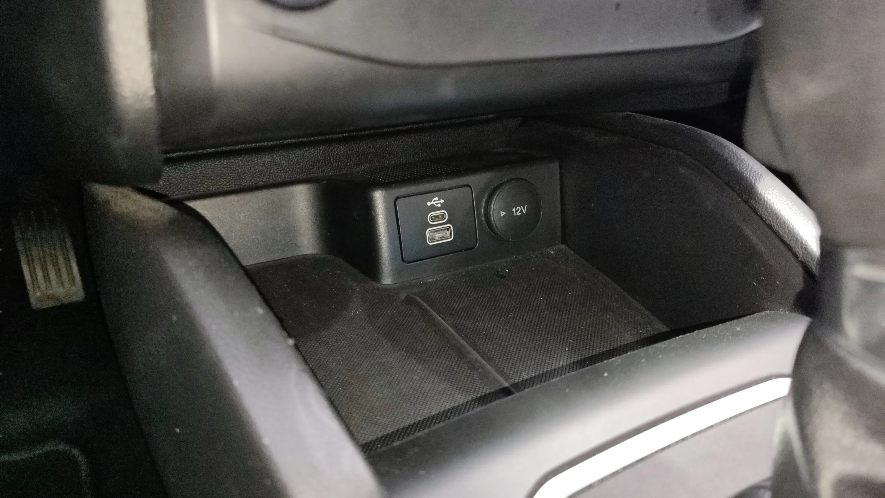 Ford Focus 1.0 EcoBoost MHEV Active Des. SIP - foto 23