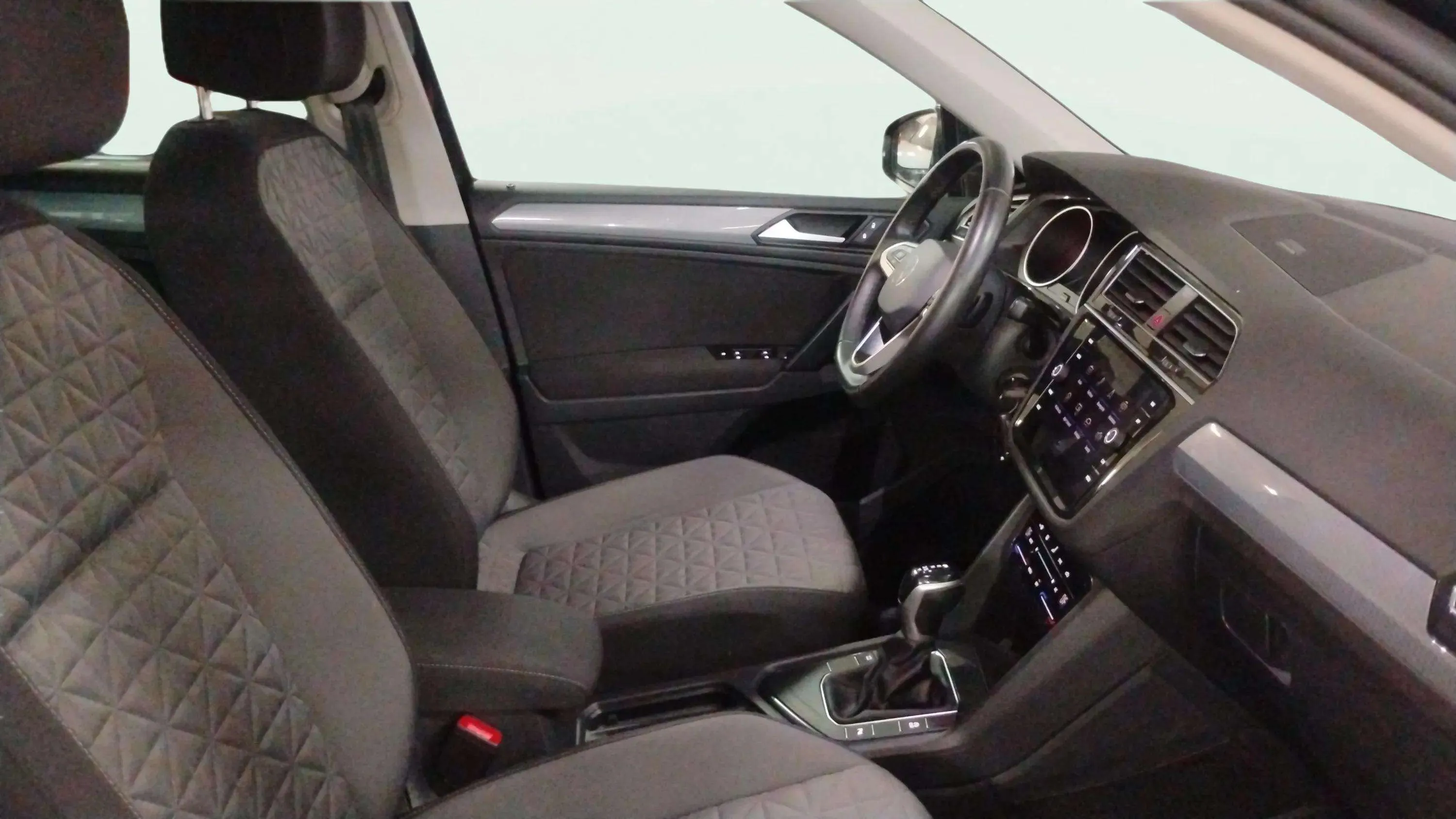 Volkswagen Tiguan Life 2.0 TDI DSG - foto 16