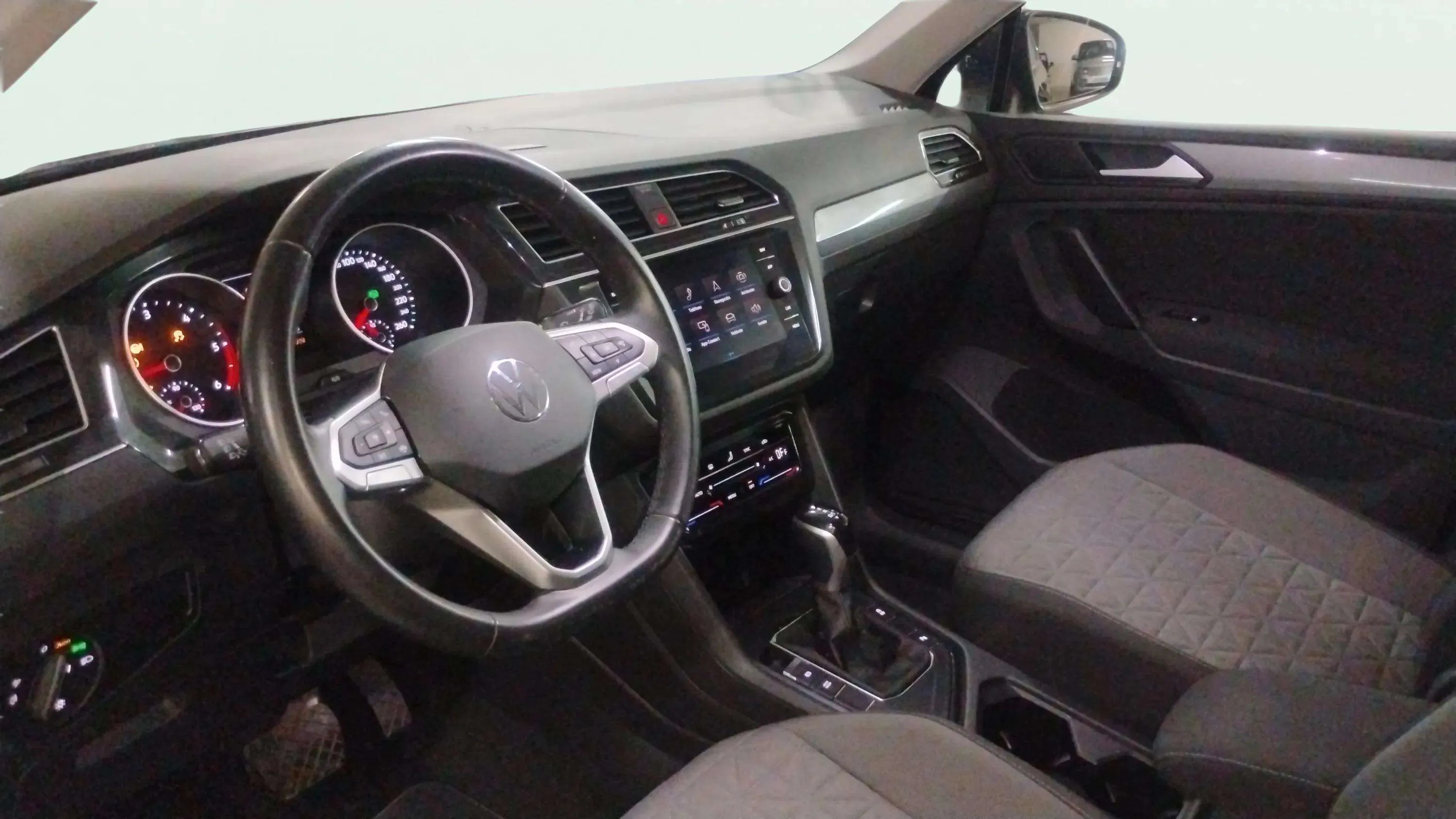 Volkswagen Tiguan Life 2.0 TDI DSG - foto 6