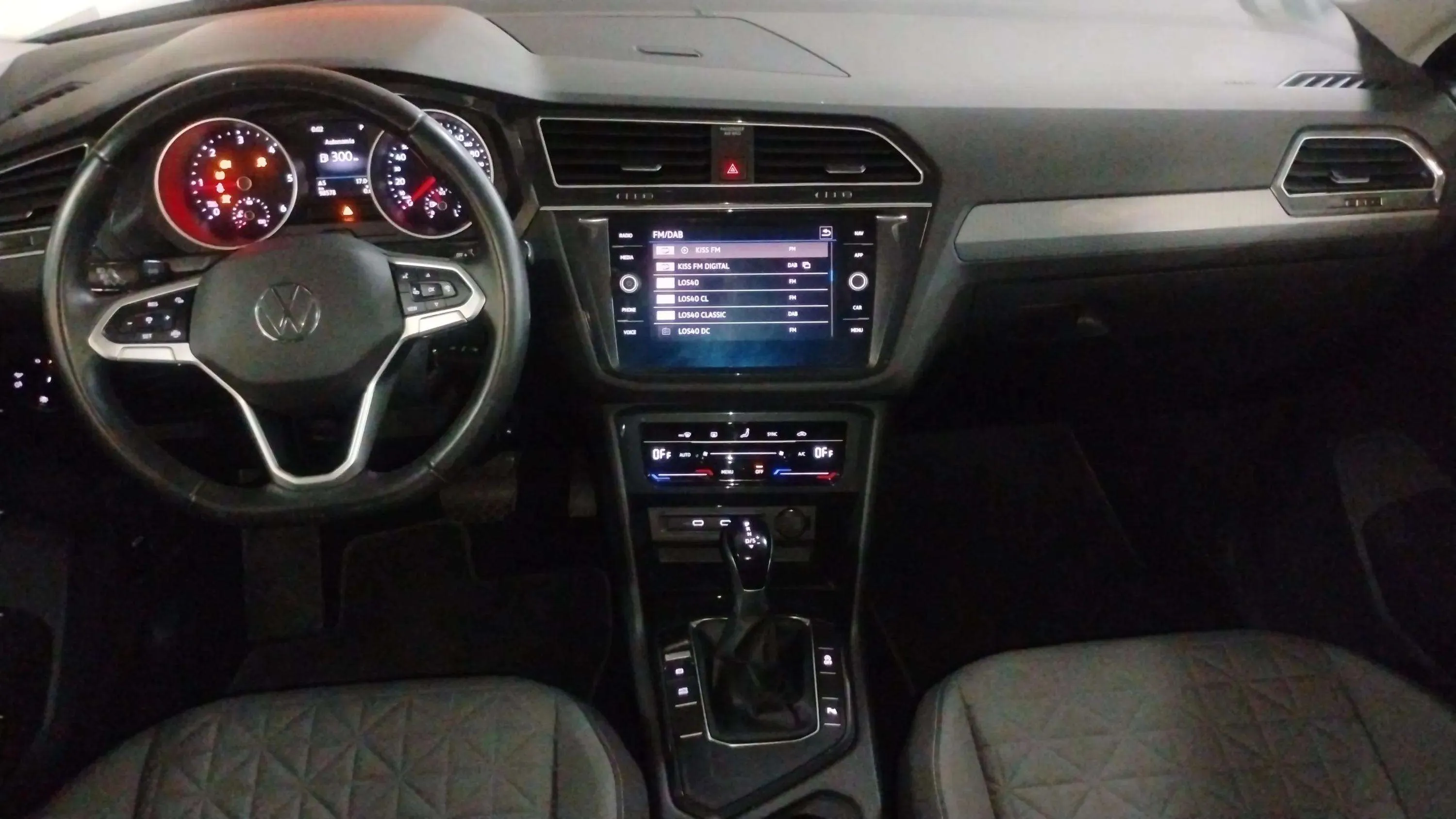 Volkswagen Tiguan Life 2.0 TDI DSG - foto 18