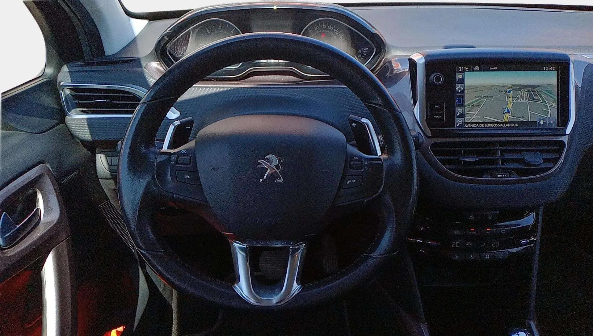 Peugeot 2008 Active 1.6 e-HDi 92 ETG6 - foto 13