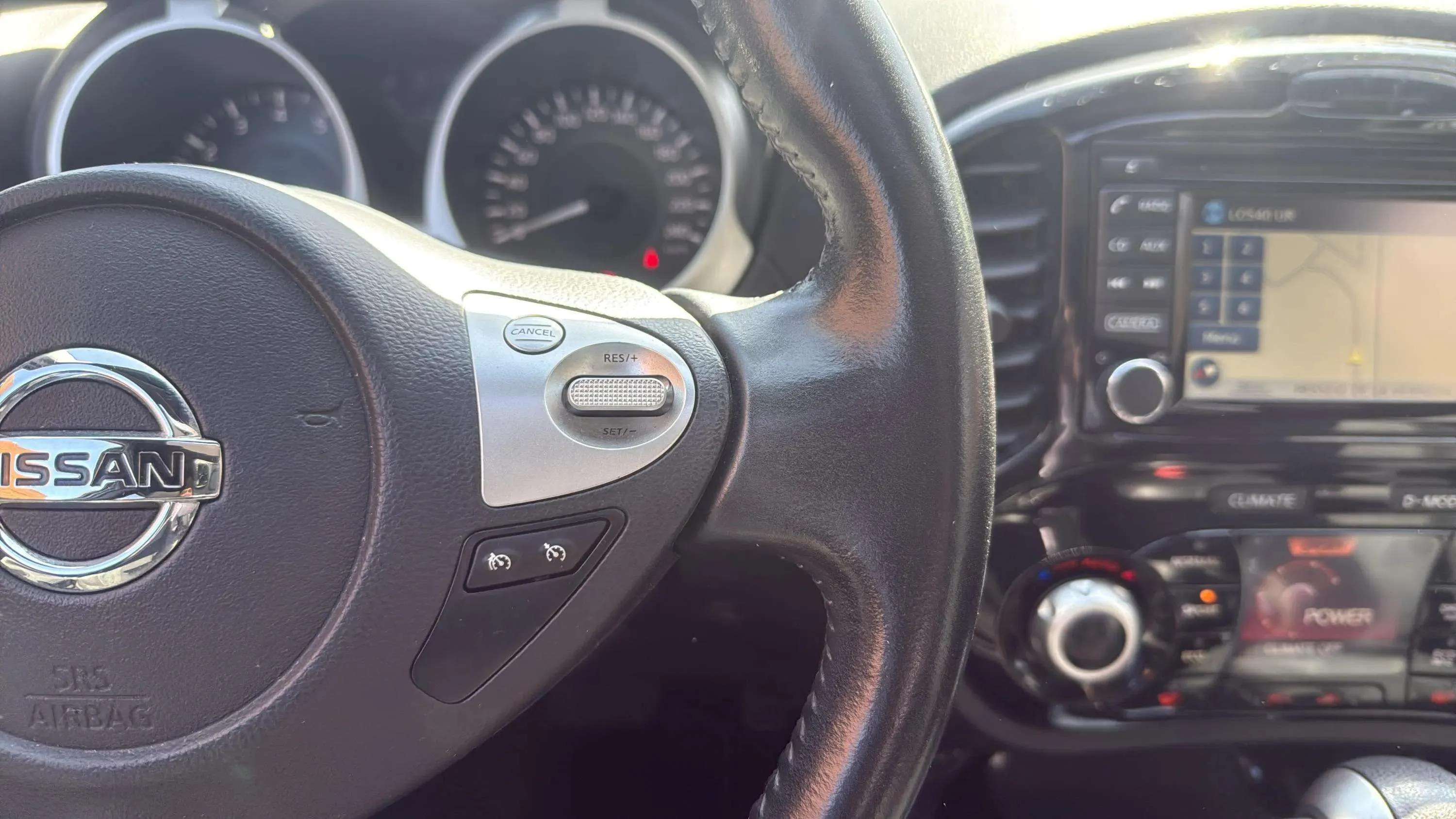 Nissan Juke DIG-T DCT Tekna - foto 19