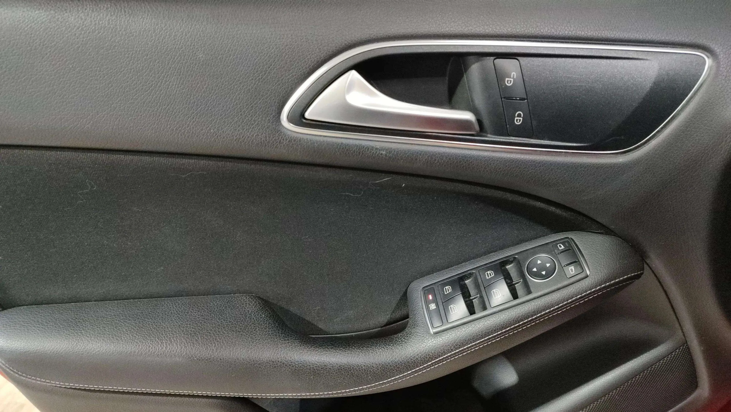 Mercedes-Benz Clase B B 180 d - foto 6