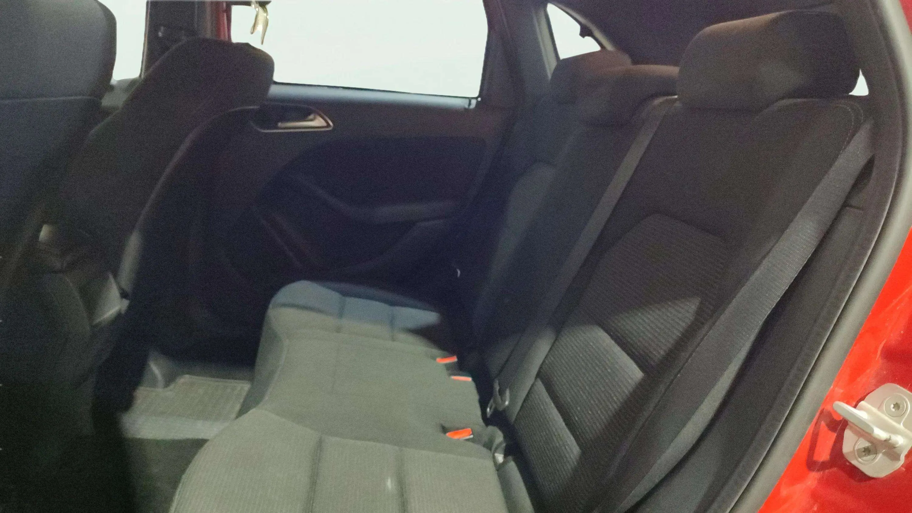 Mercedes-Benz Clase B B 180 d - foto 21