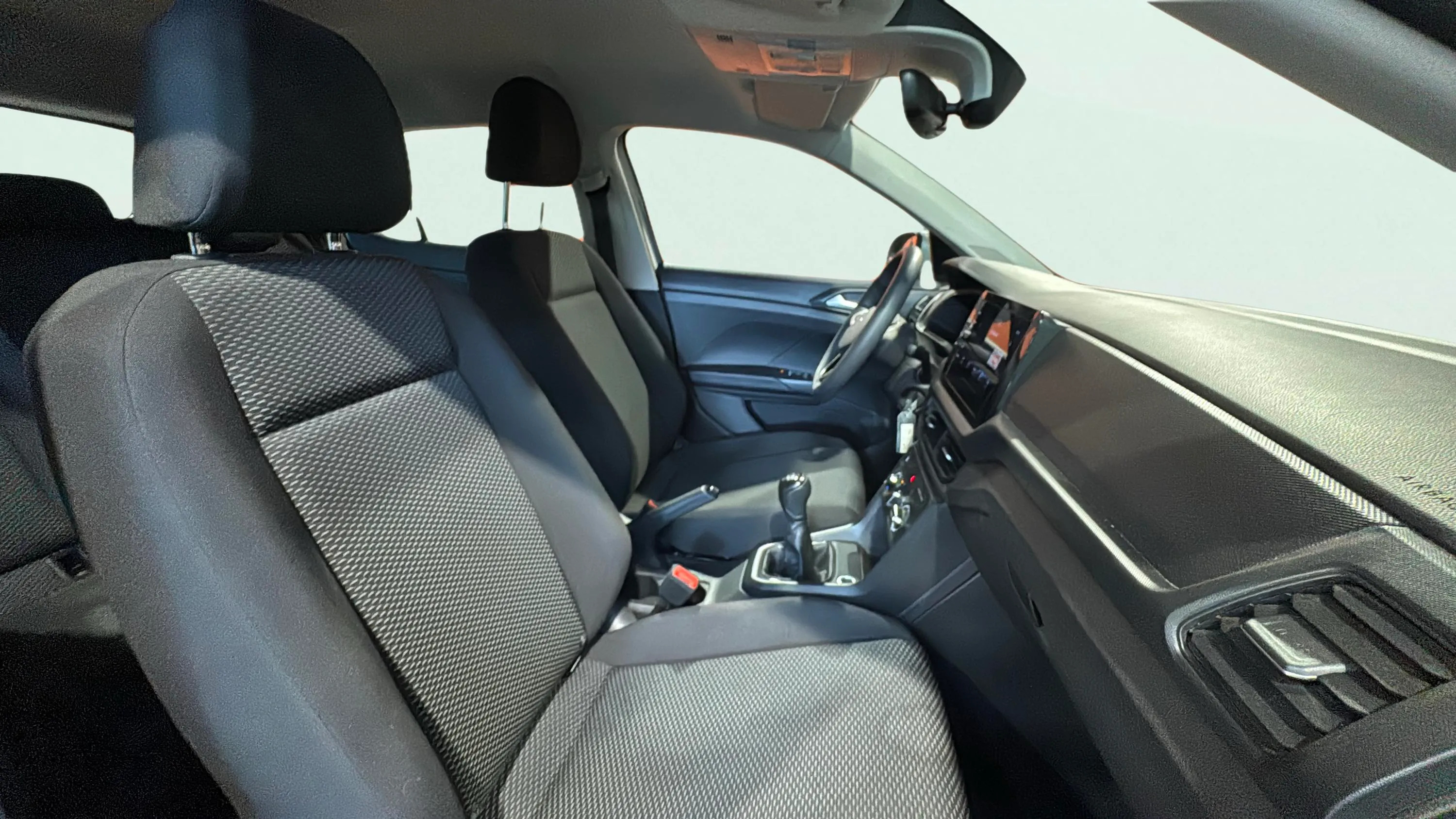 Volkswagen T-Cross "Más" 1.0 TSI - foto 21
