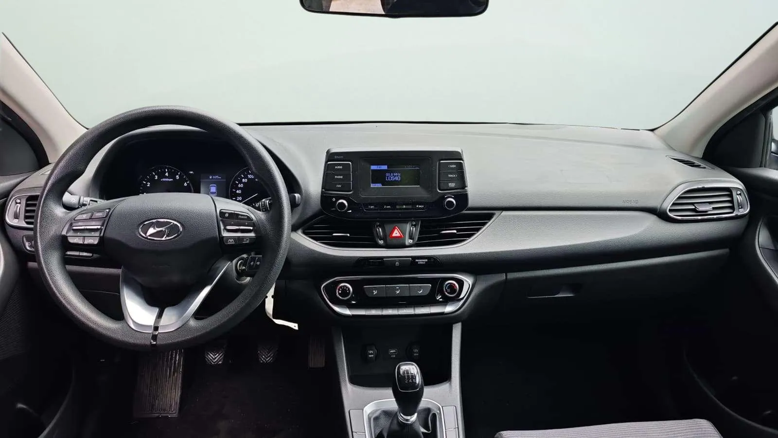 Hyundai i30 1.0 T-GDi Essence - foto 9