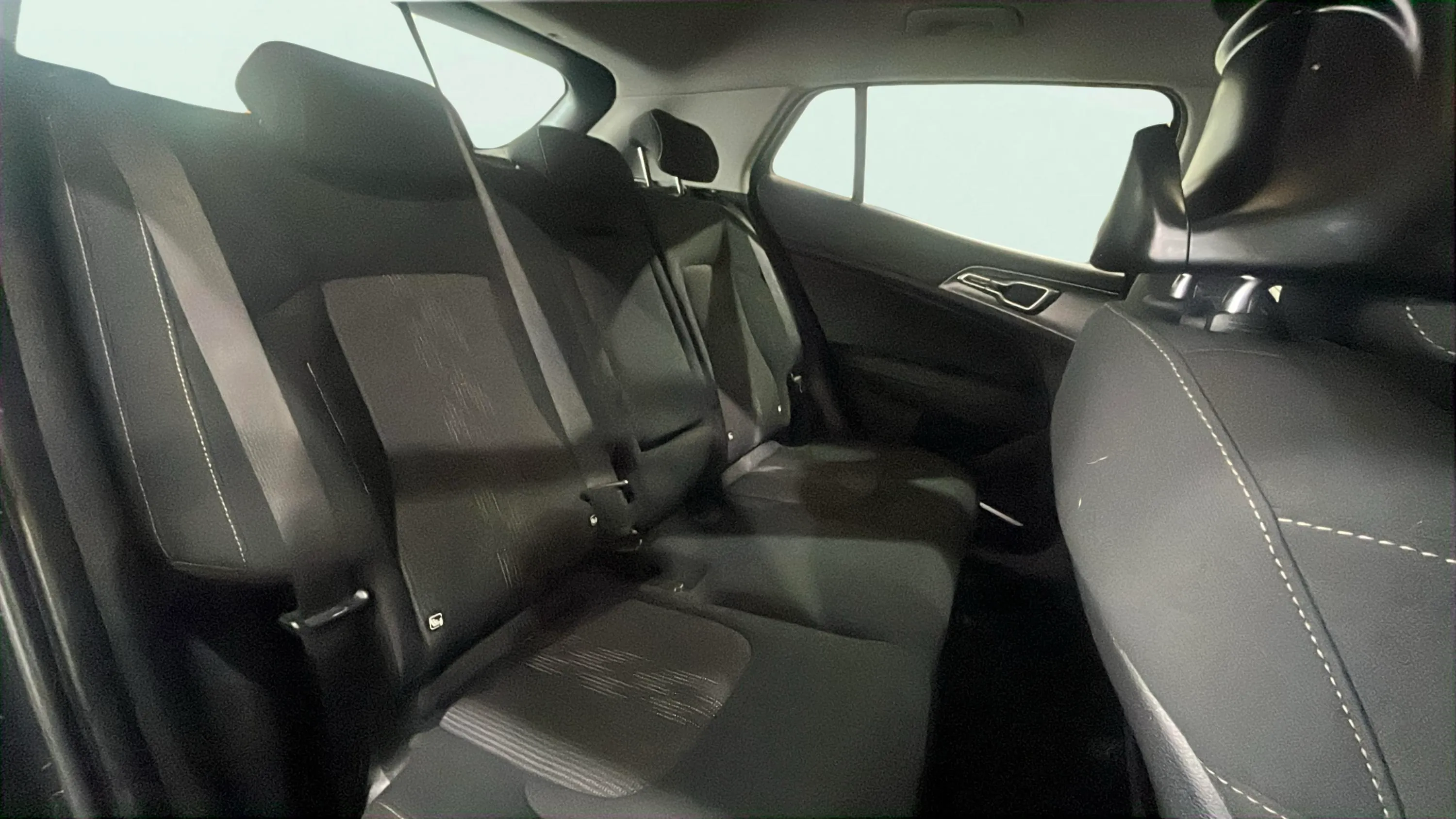 Kia Sportage 1.6 T-GDi Drive 4x2 - foto 17