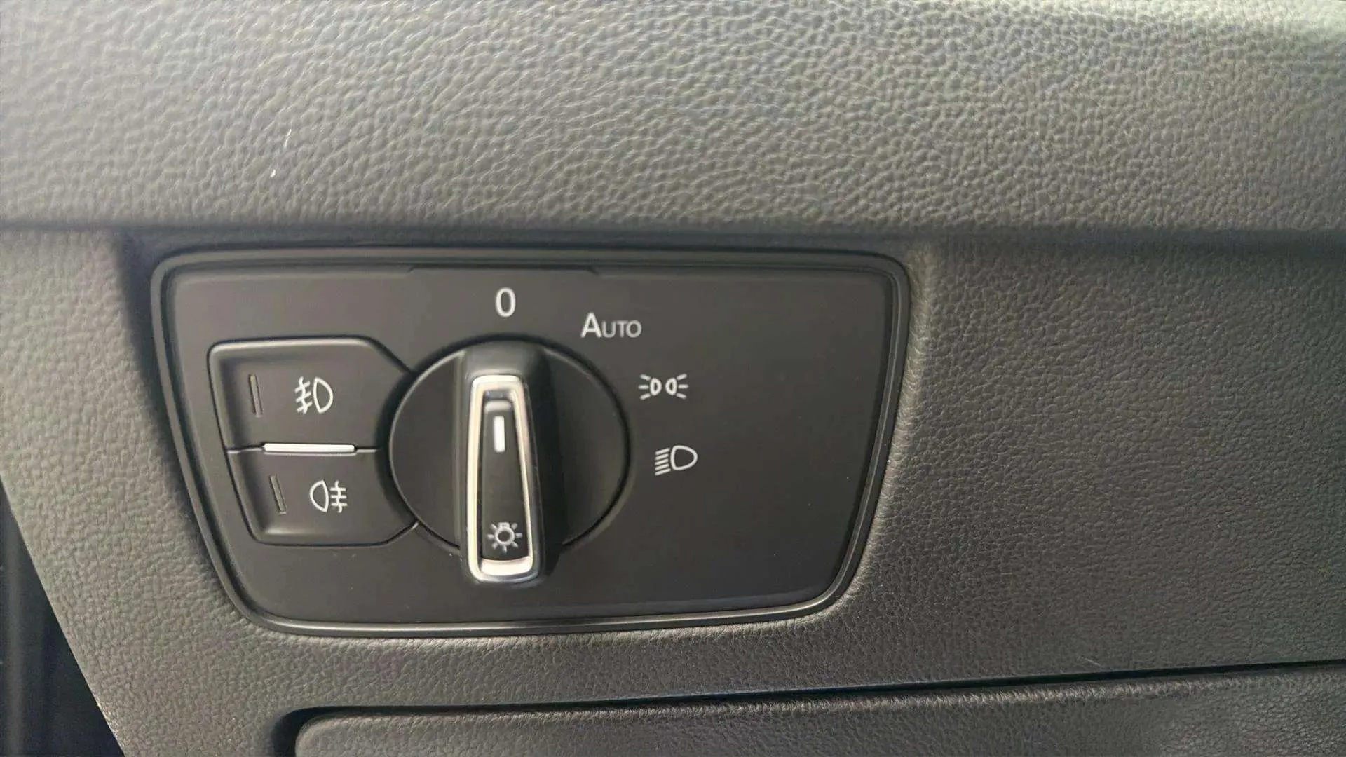 Volkswagen Passat Executive 2.0 TDI DSG - foto 22