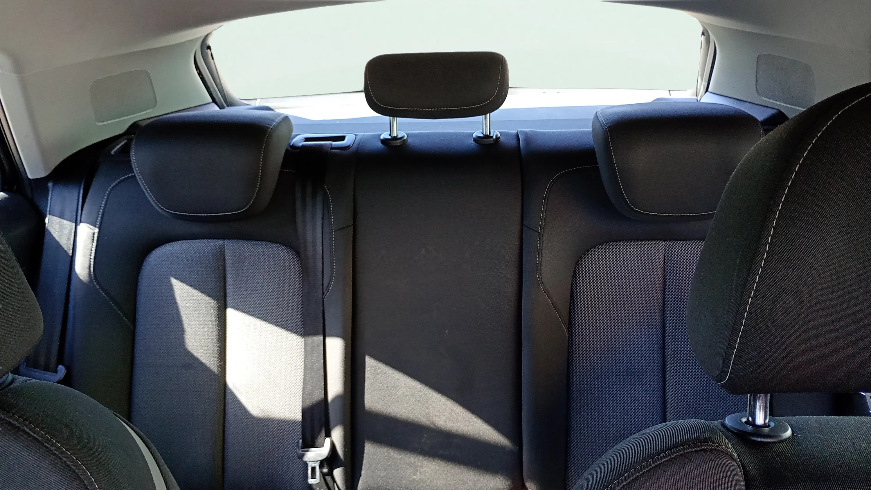 Audi Q2 Advanced 30 TDI - foto 20