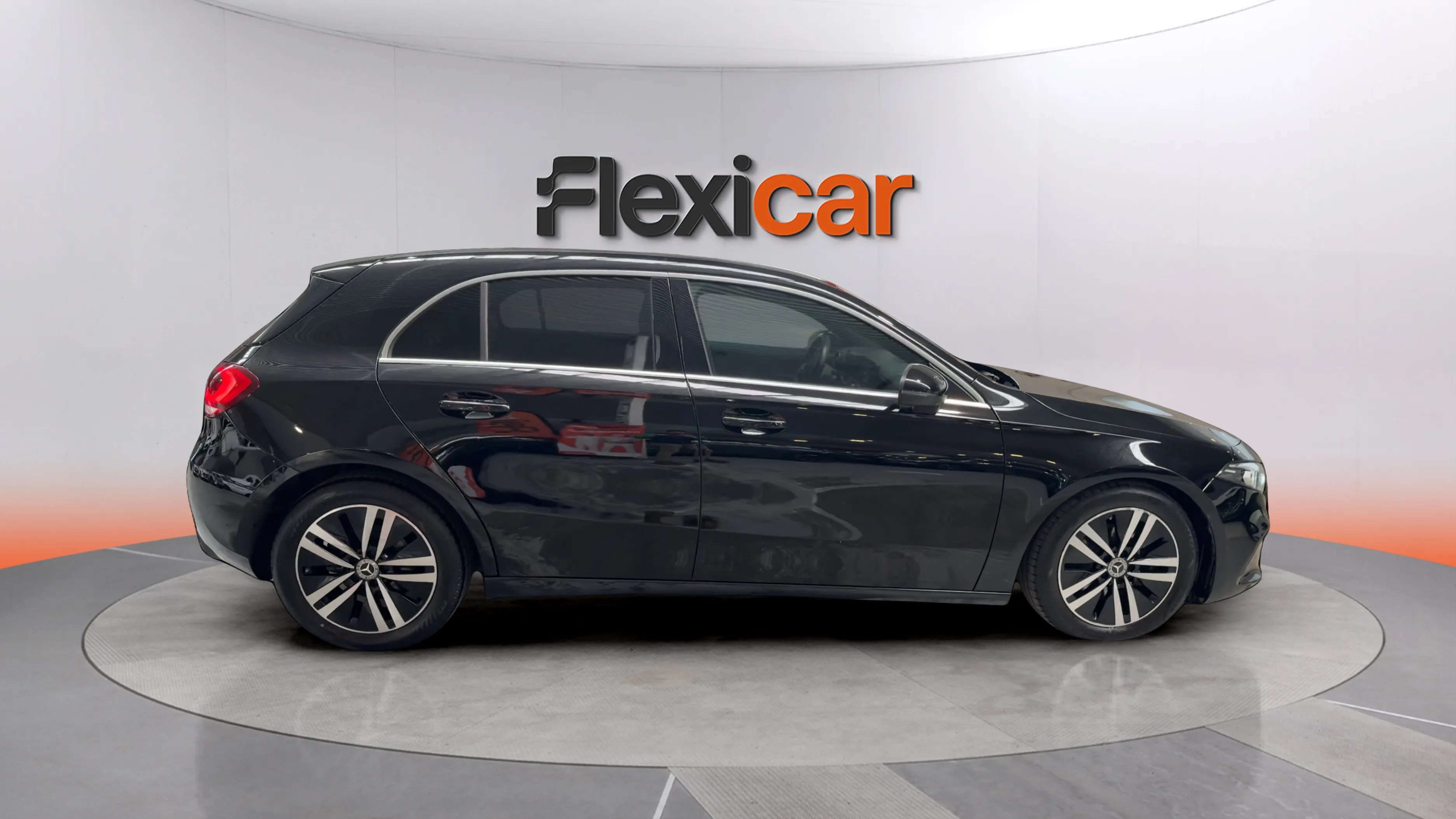 Mercedes-Benz Clase A A 180 d - foto 8