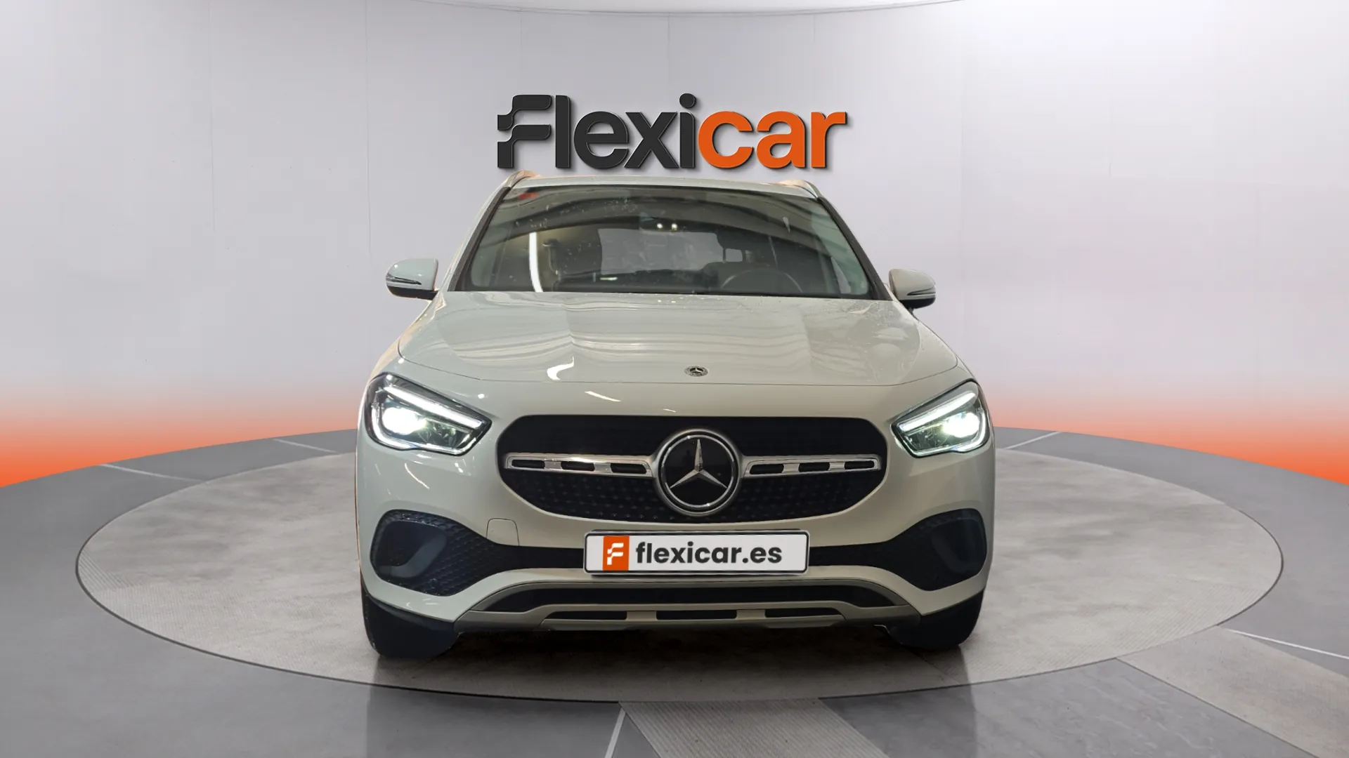 Mercedes-Benz GLA 250 e - foto 2