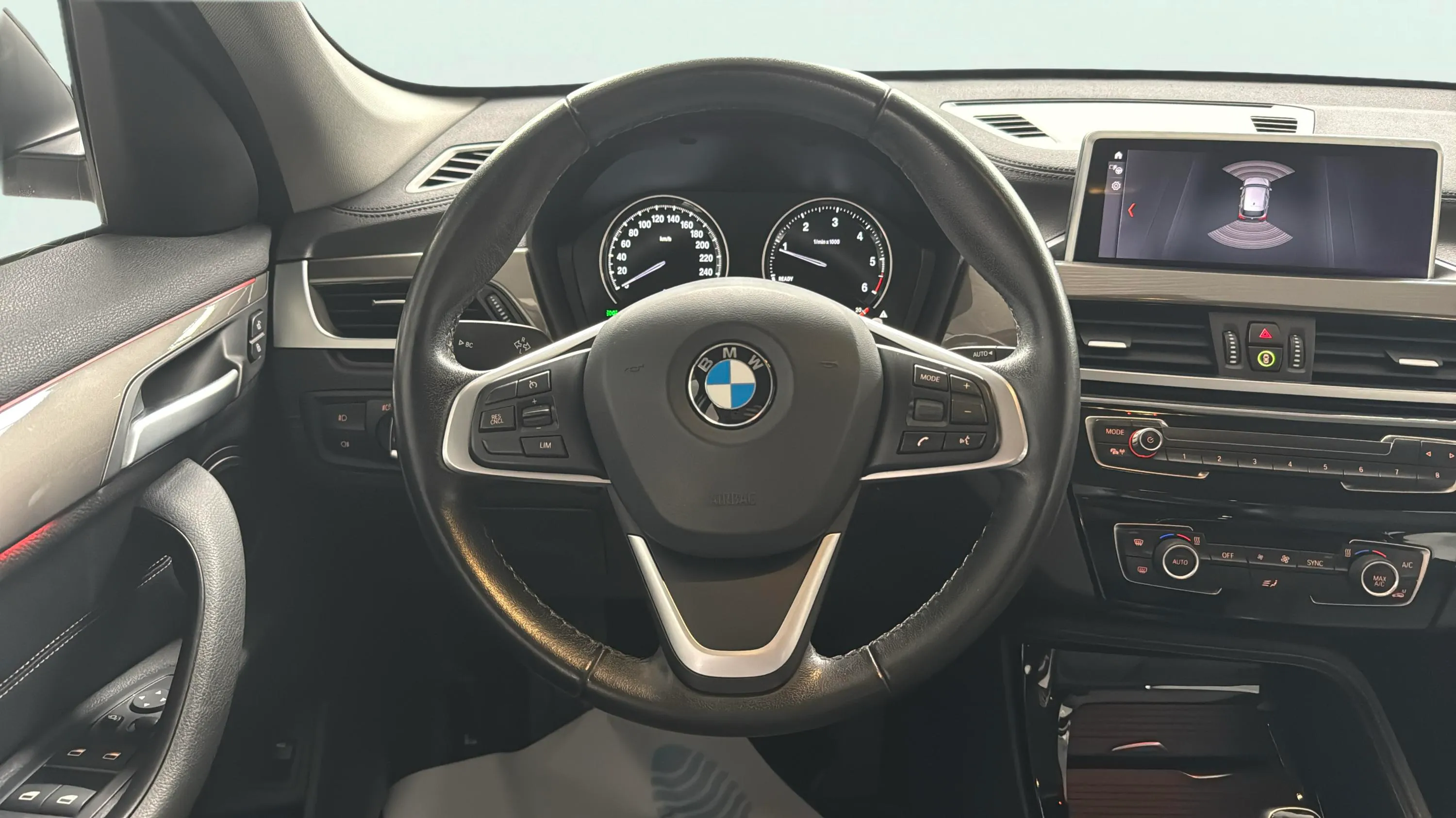 BMW X1 xDrive18dA - foto 15
