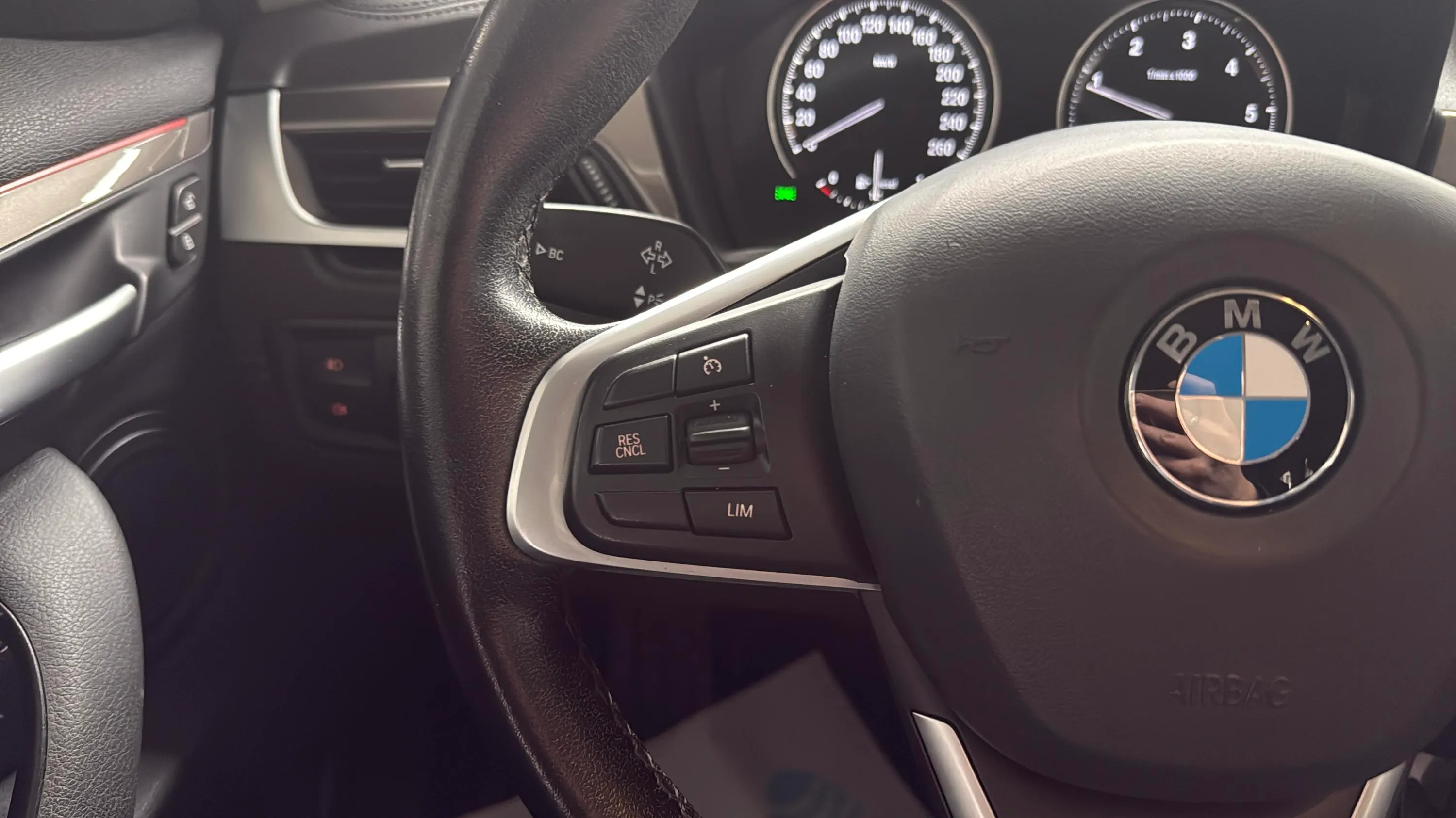 BMW X1 xDrive18dA - foto 19