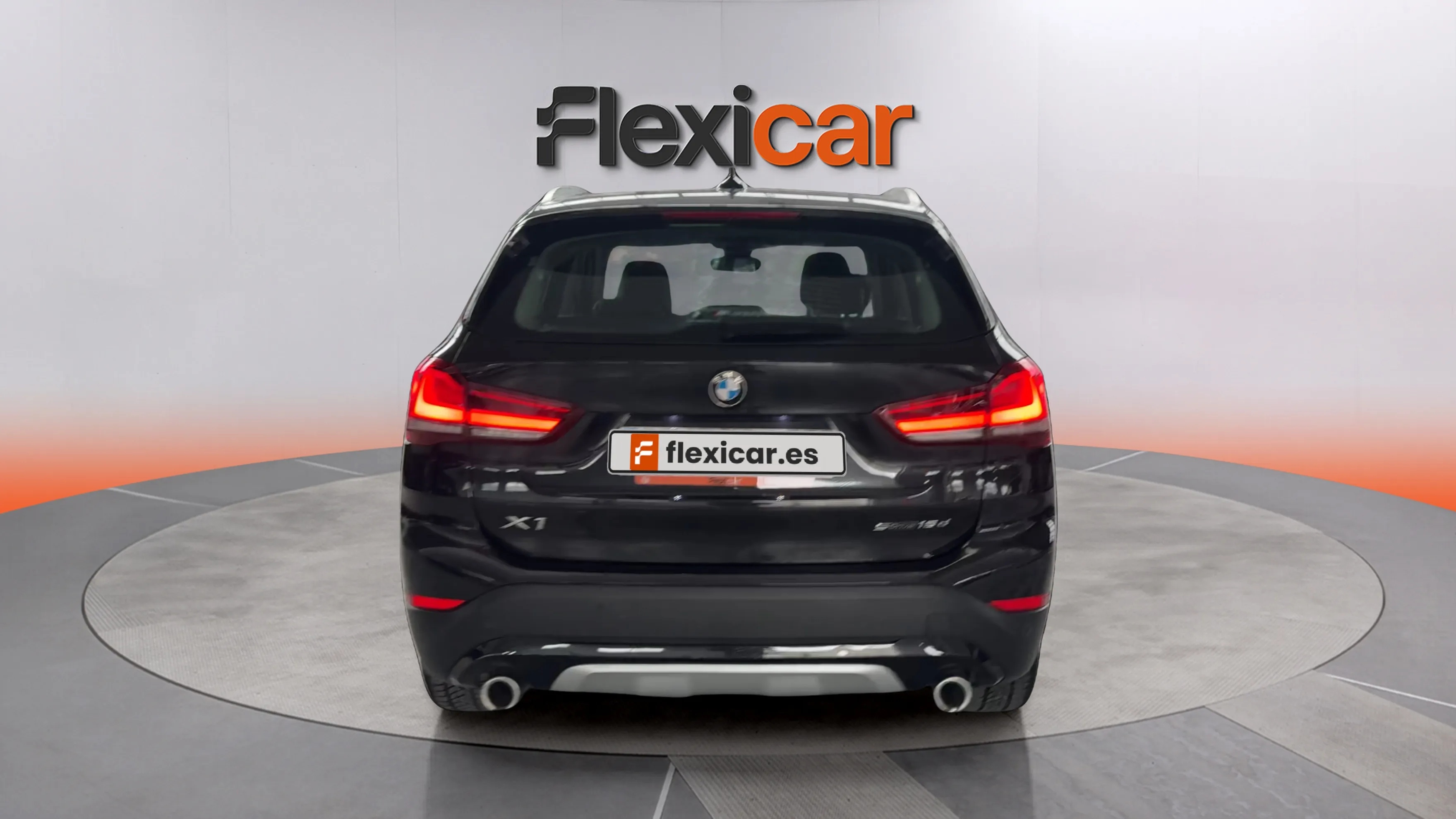 BMW X1 xDrive18dA - foto 6