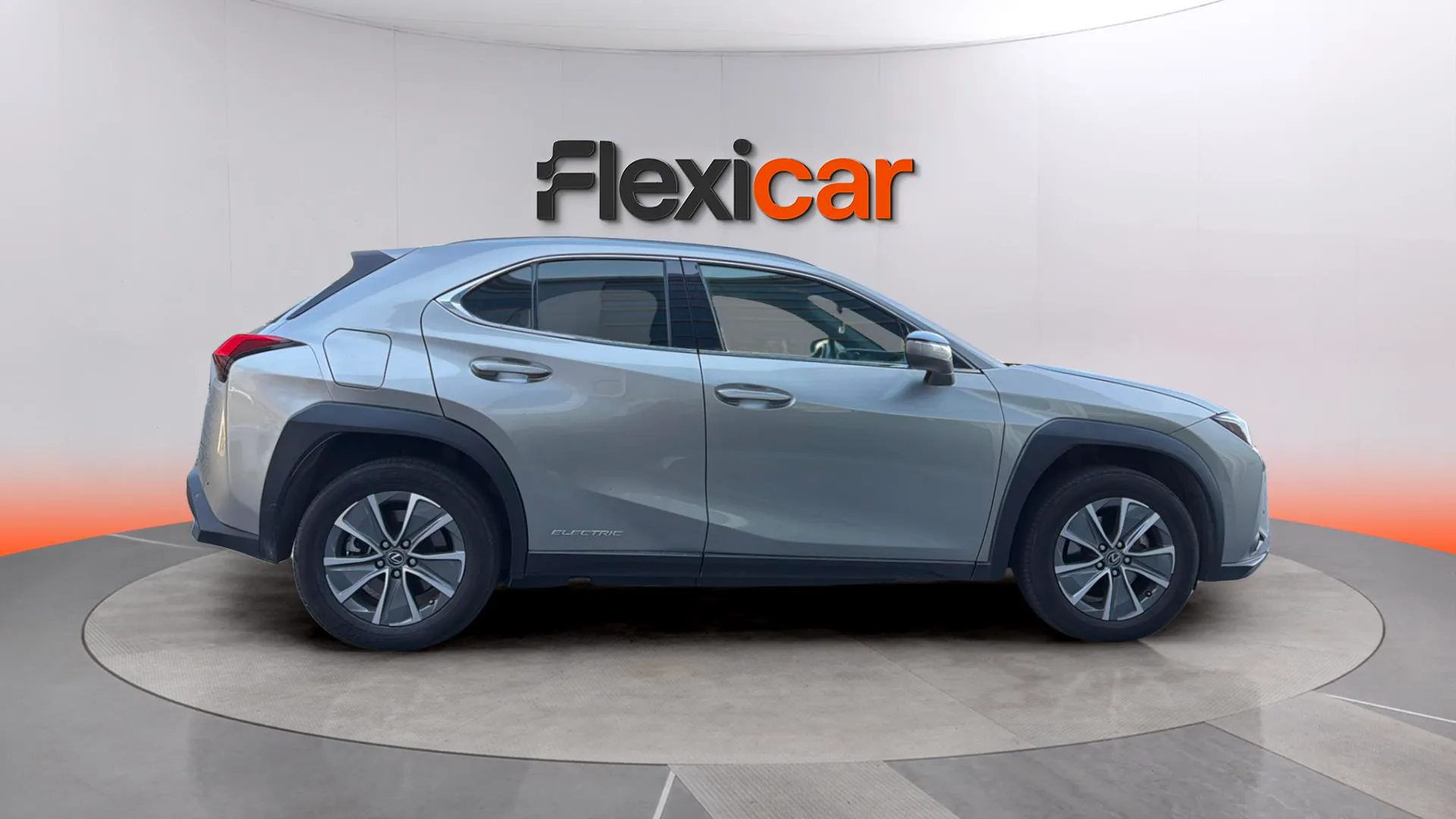 Lexus UX 300e Executive - foto 8