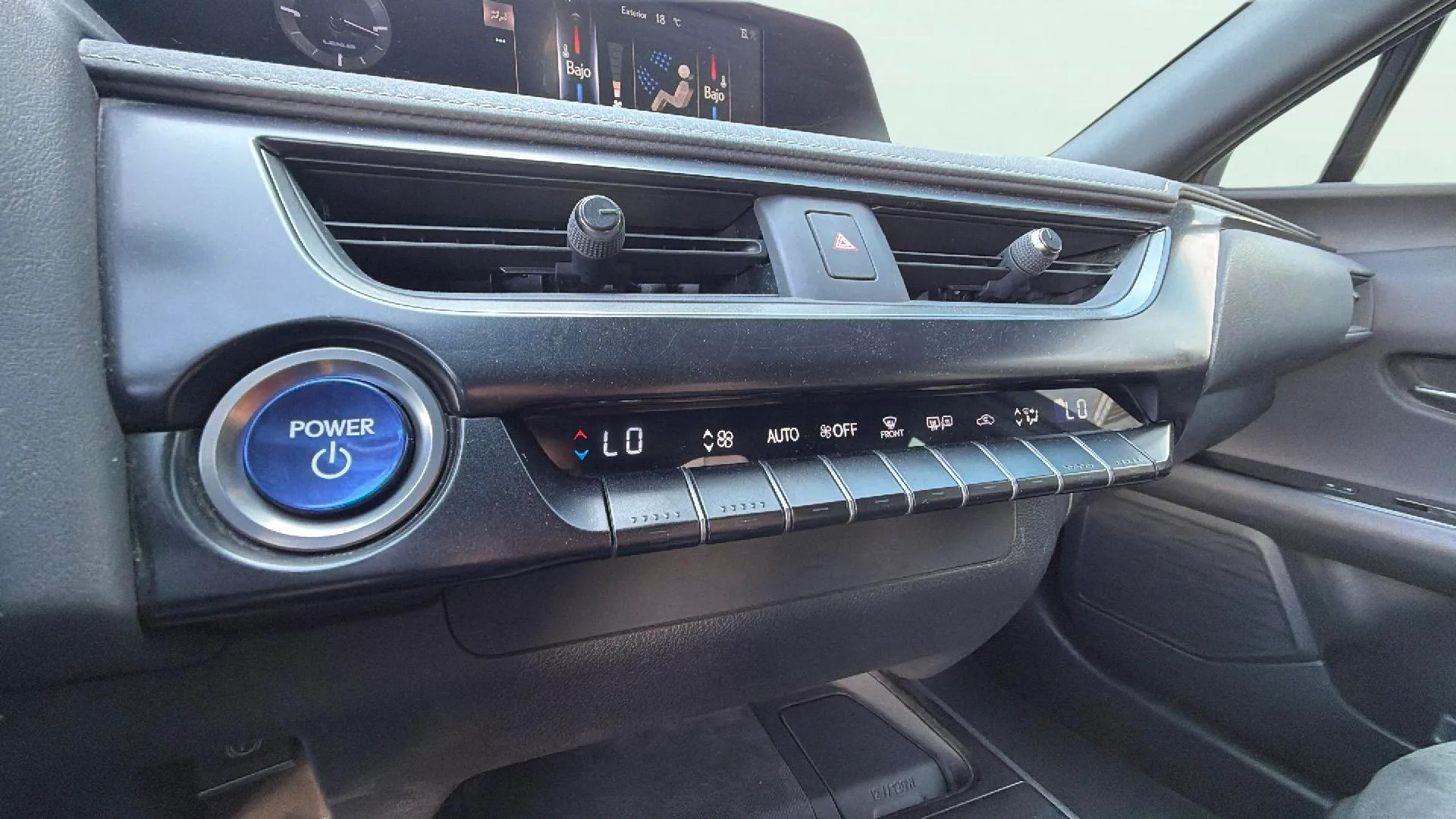 Lexus UX 300e Executive - foto 13
