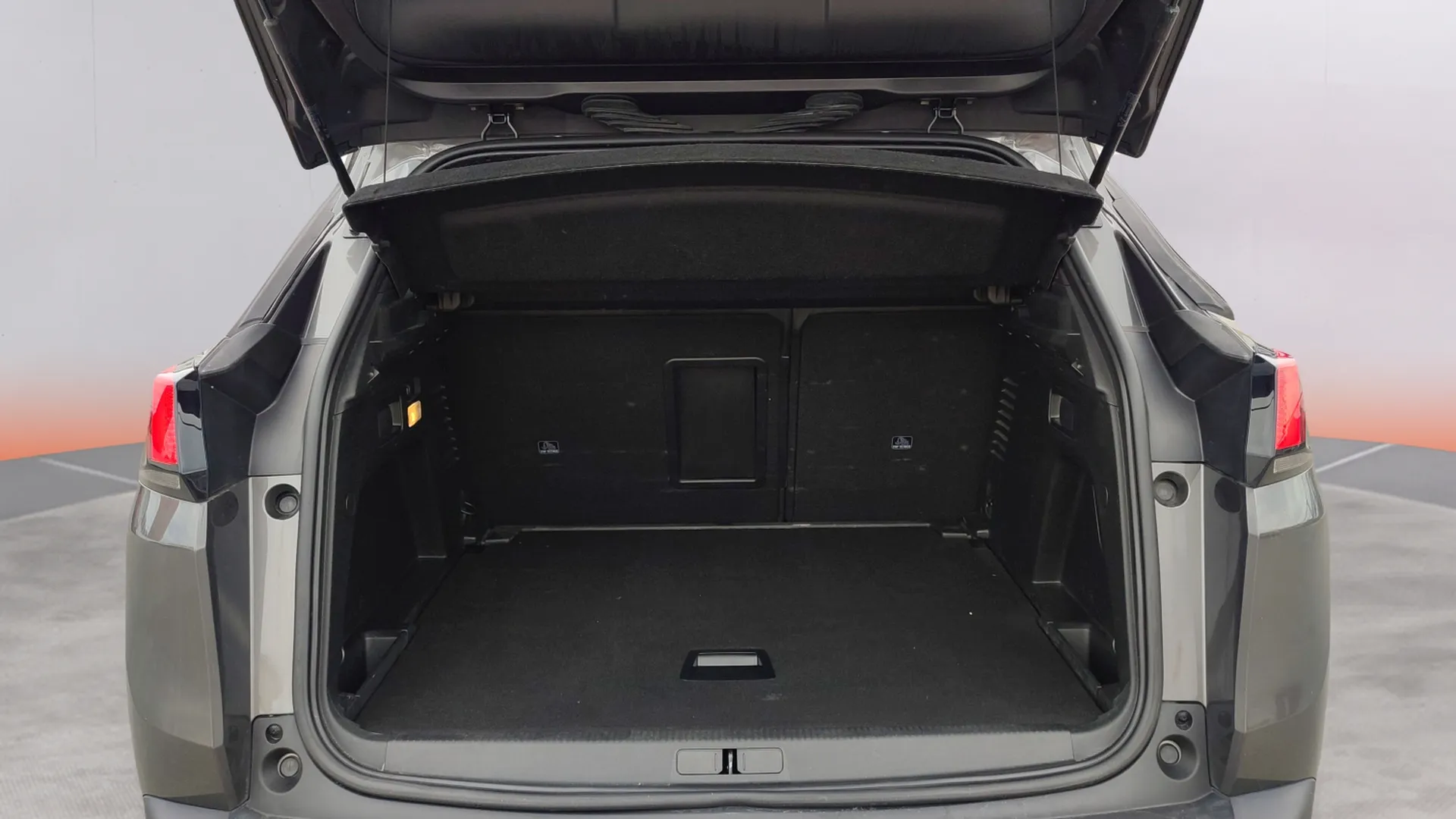 Peugeot 3008 1.5 BlueHDi Allure Pack EAT8 - foto 27