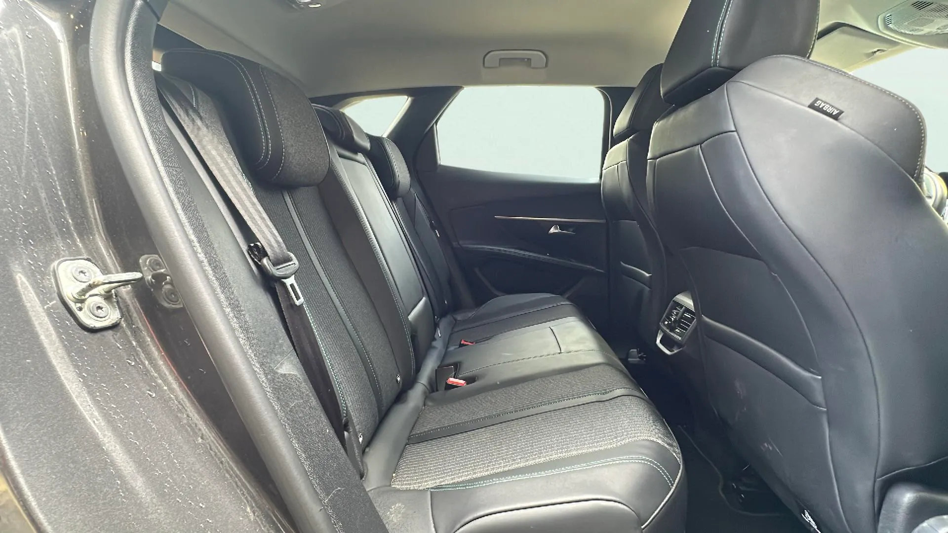 Peugeot 3008 225 e-EAT8 Allure - foto 18