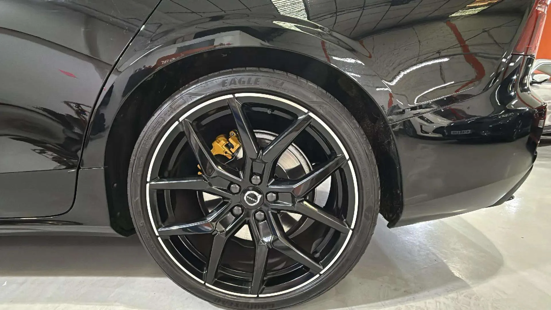 Volvo S60 T8 Twin Polestar Engineered - foto 5