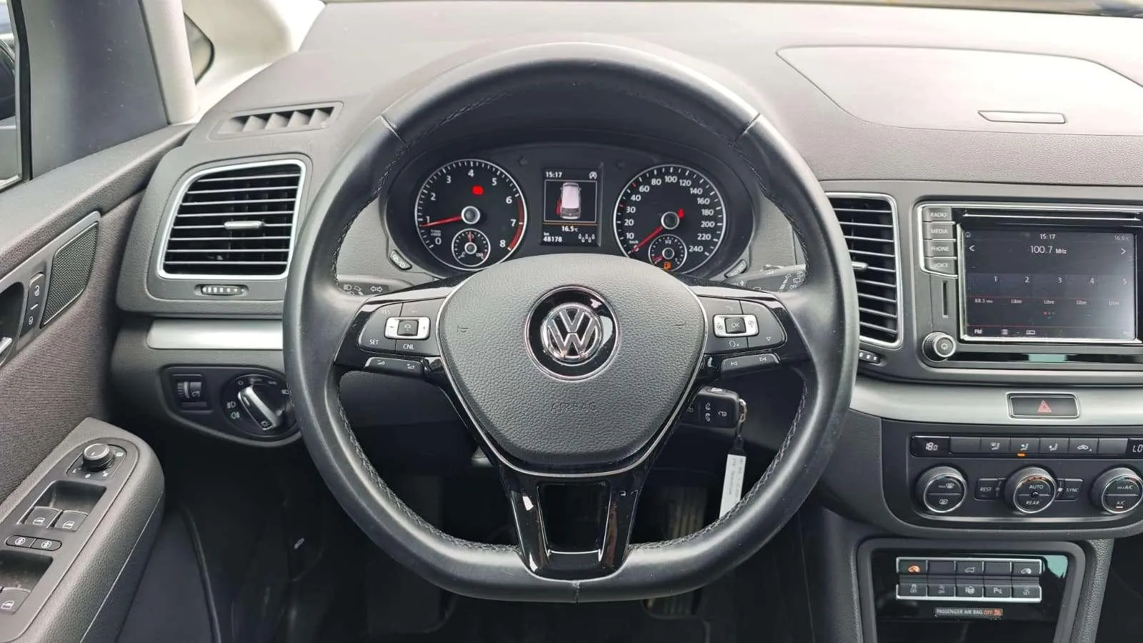 Volkswagen Sharan Advance 1.4 TSI - foto 12