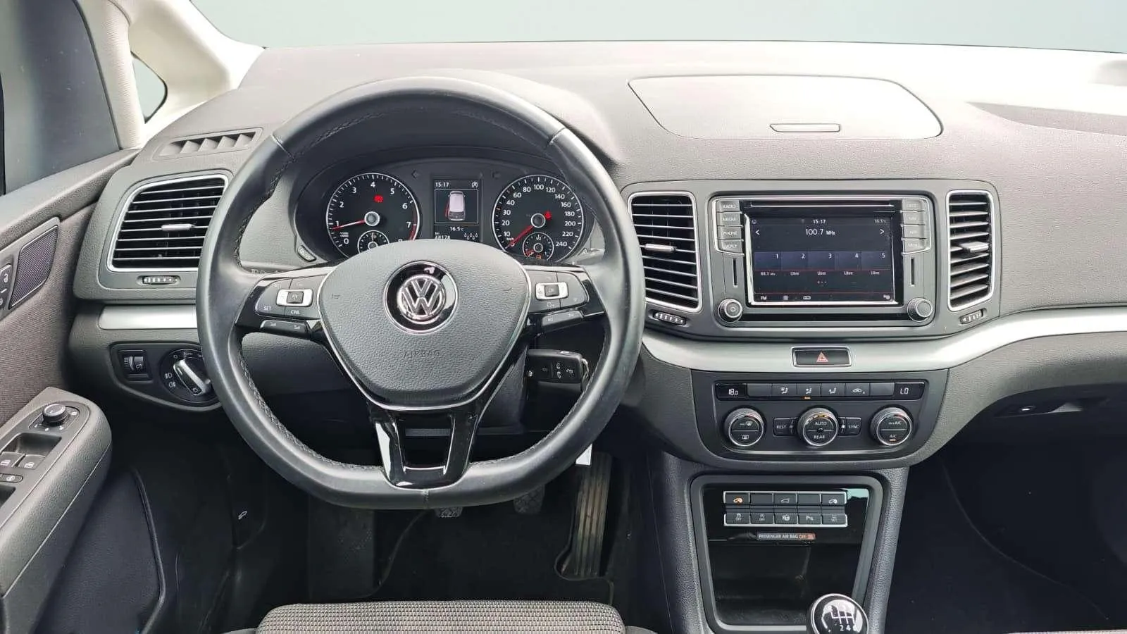 Volkswagen Sharan Advance 1.4 TSI - foto 11
