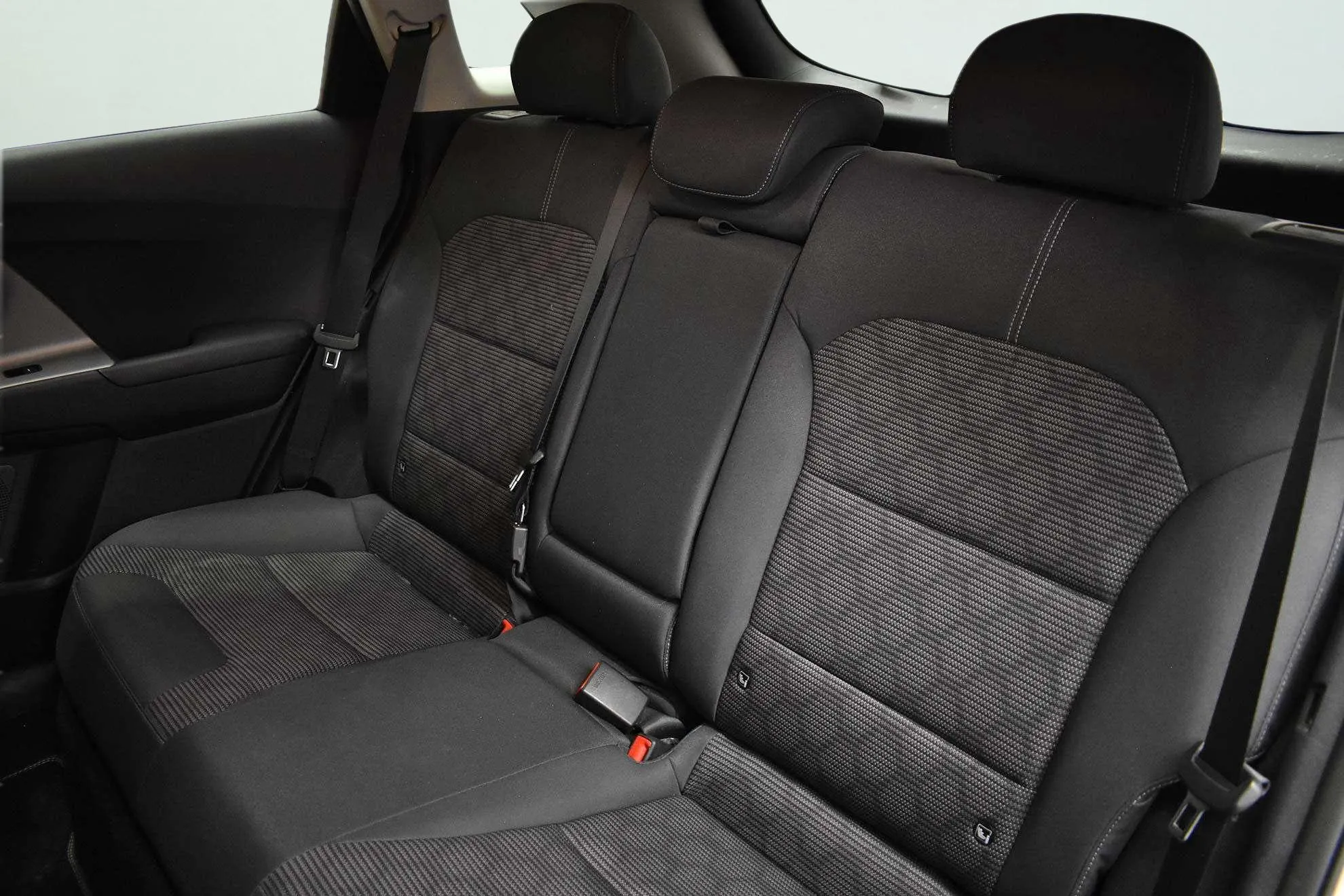 Kia Niro 1.6 GDi HEV Concept - foto 30