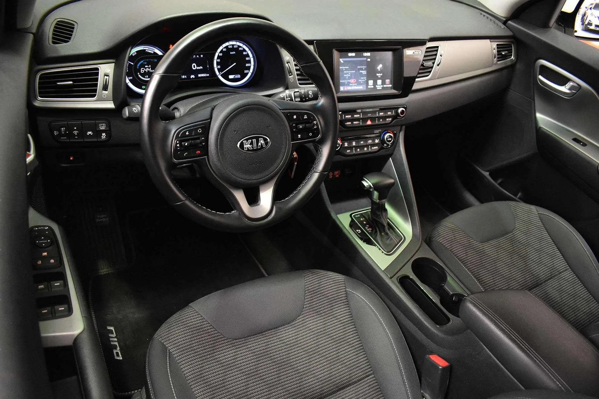 Kia Niro 1.6 GDi HEV Concept - foto 28