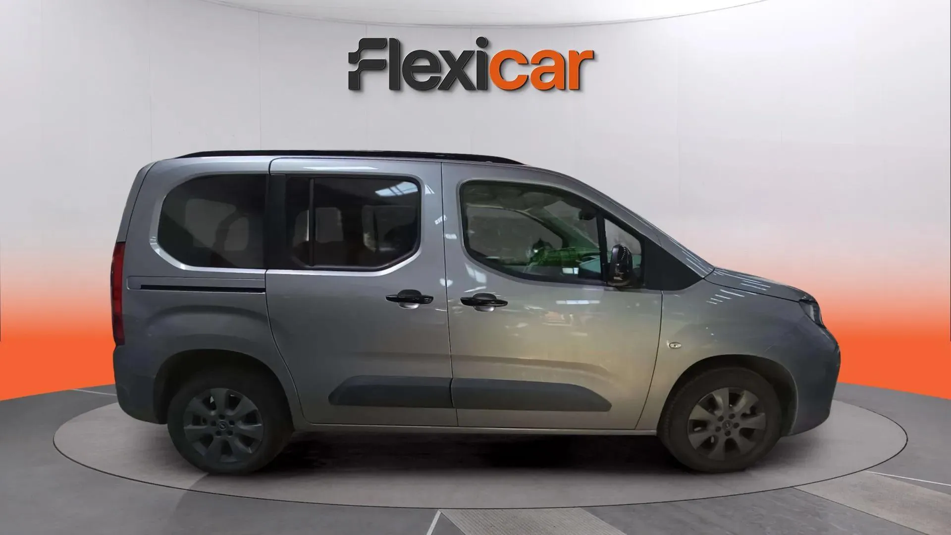 Opel Combo GS 1.5 Td MT6 €6.4 - foto 3