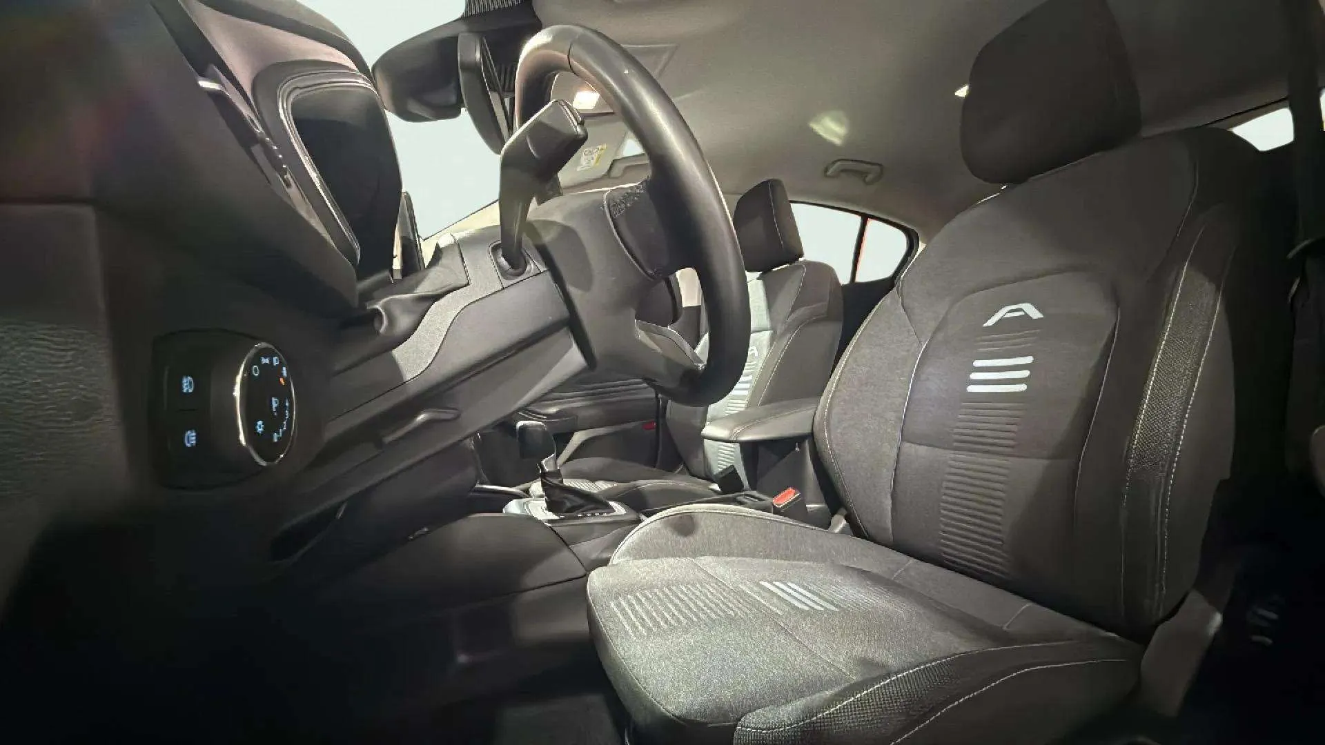 Ford Focus 1.0 EcoBoost MHEV Active Des. SIP - foto 13