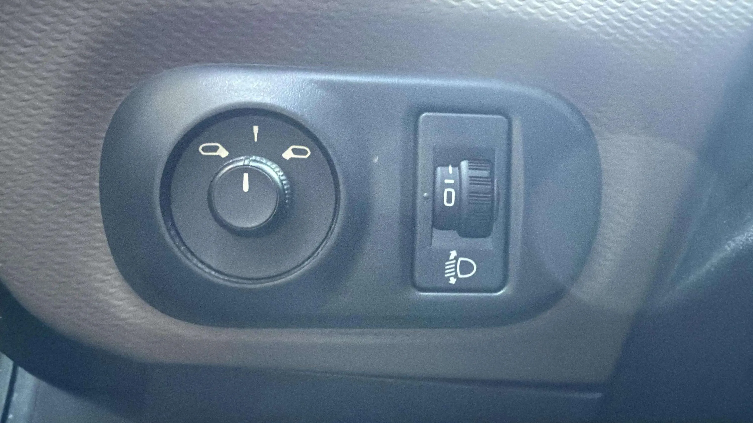 Citroën C4 Cactus PureTech Feel - foto 18