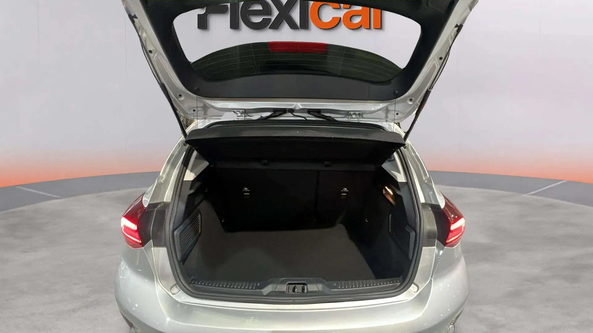 Ford Focus 1.0 EcoBoost MHEV Active Des. SIP - foto 9