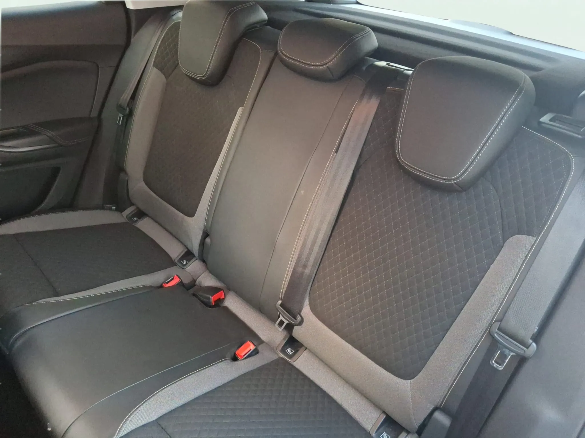Opel Grandland 1.5 CDTi 120 Aniversario - foto 25