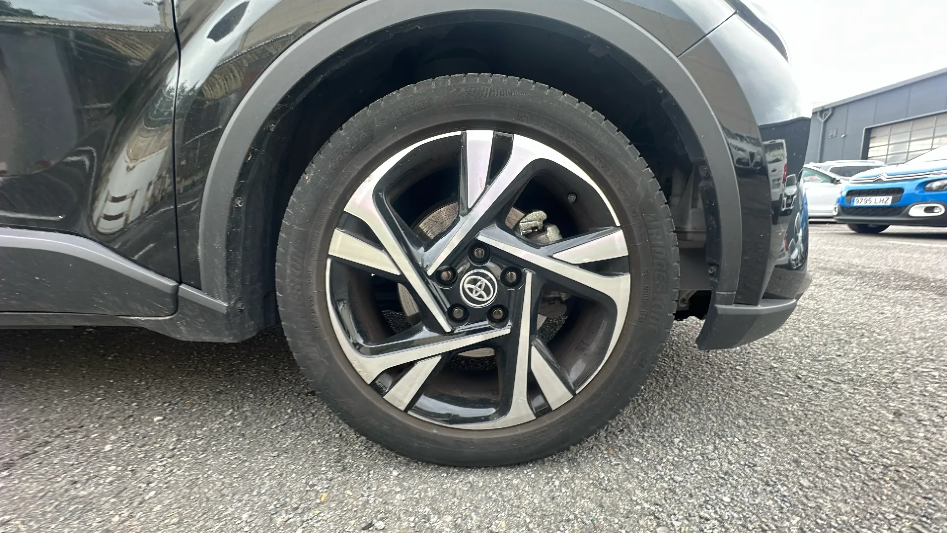Toyota C-HR 1.8 125H Advance - foto 25