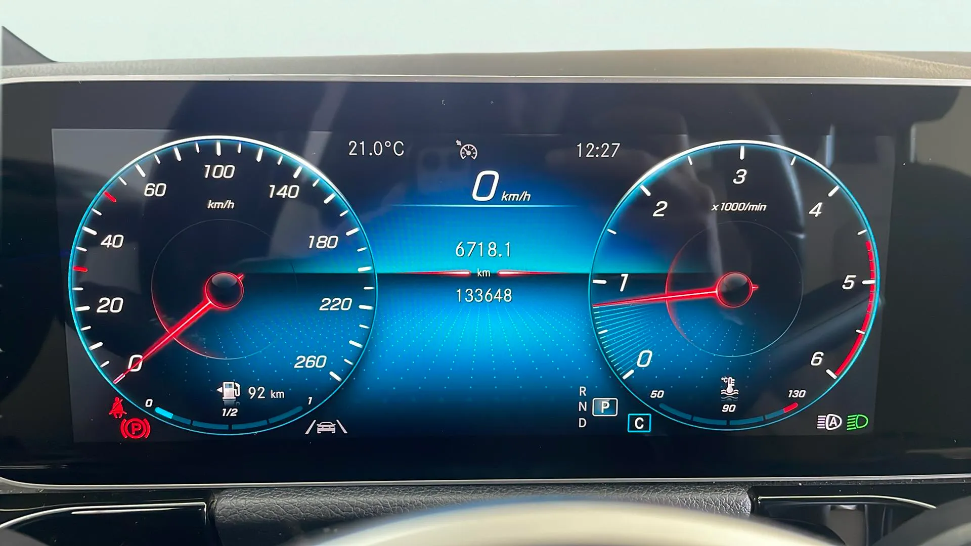 Mercedes-Benz GLA 200 D 4MATIC - foto 9