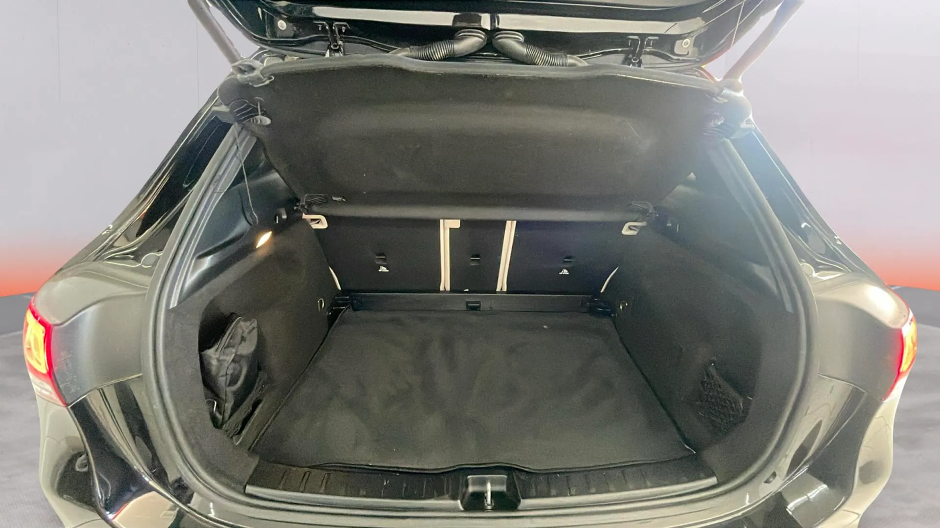 Mercedes-Benz GLA 200 D 4MATIC - foto 13