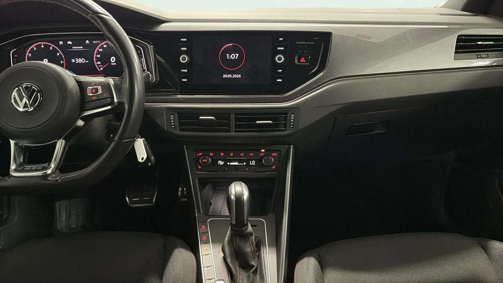 Volkswagen Polo GTI 2.0 TSI DSG - foto 9
