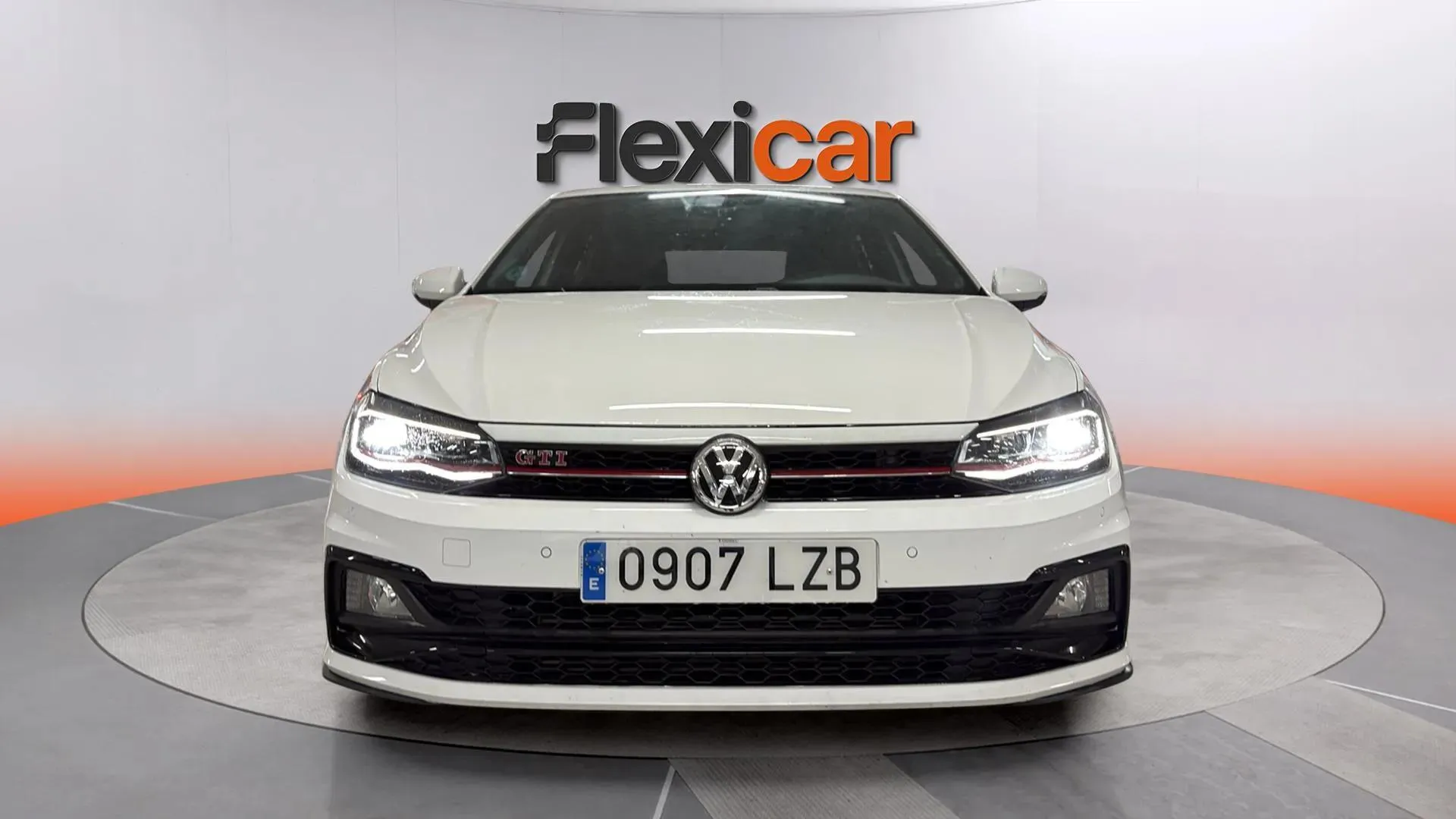 Volkswagen Polo GTI 2.0 TSI DSG - foto 7