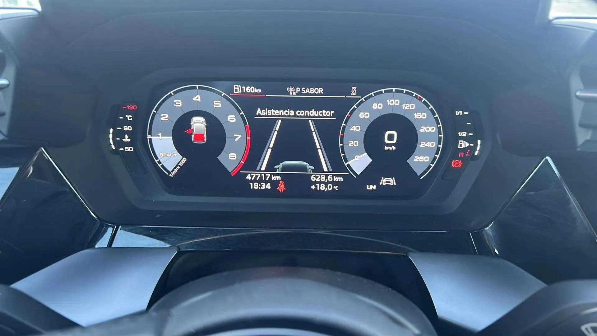 Audi A3 Sportback 30 TFSI - foto 9