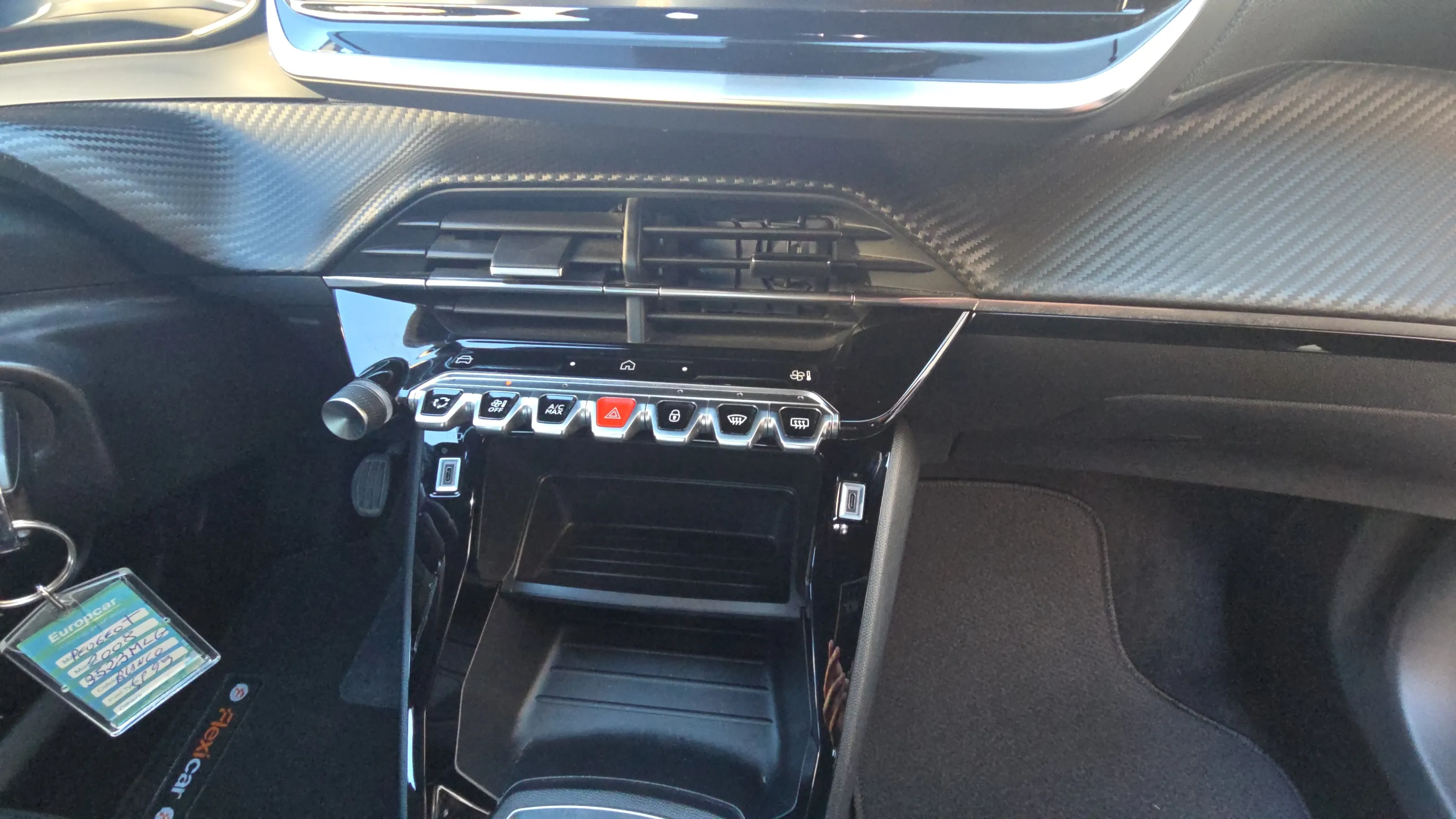 Peugeot 2008 Active PureTech 100 - foto 15