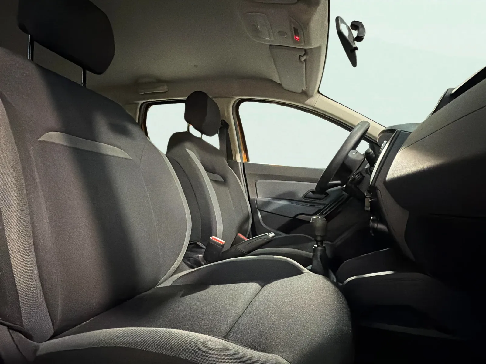 Dacia Duster Comfort TCe 4x2 - foto 16