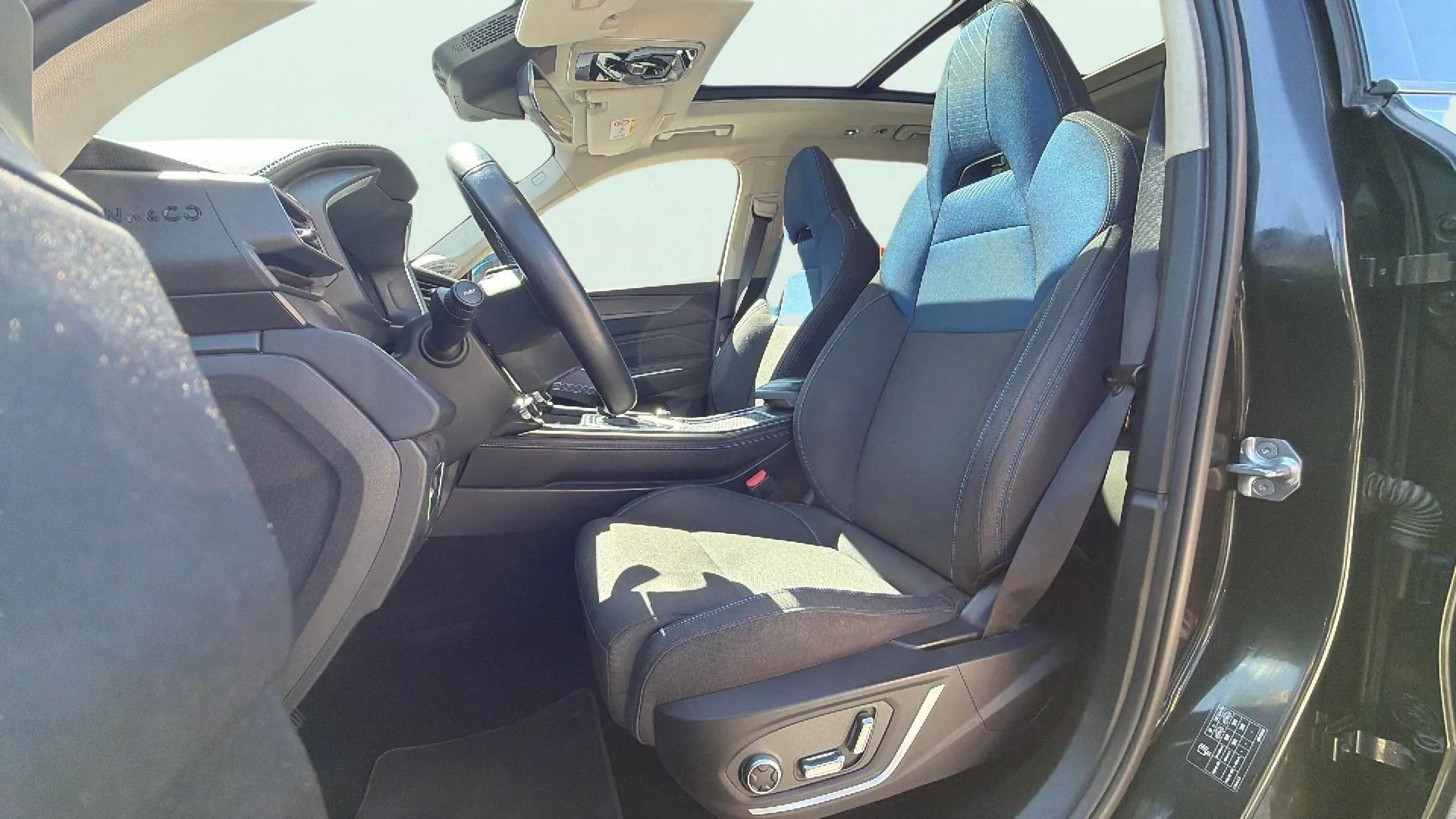 Lynk & Co 01 1.5 PHEV - foto 18