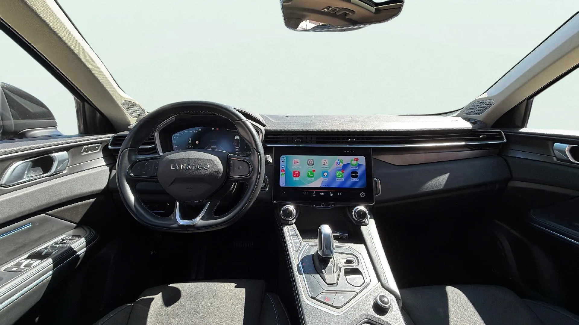 Lynk & Co 01 1.5 PHEV - foto 16