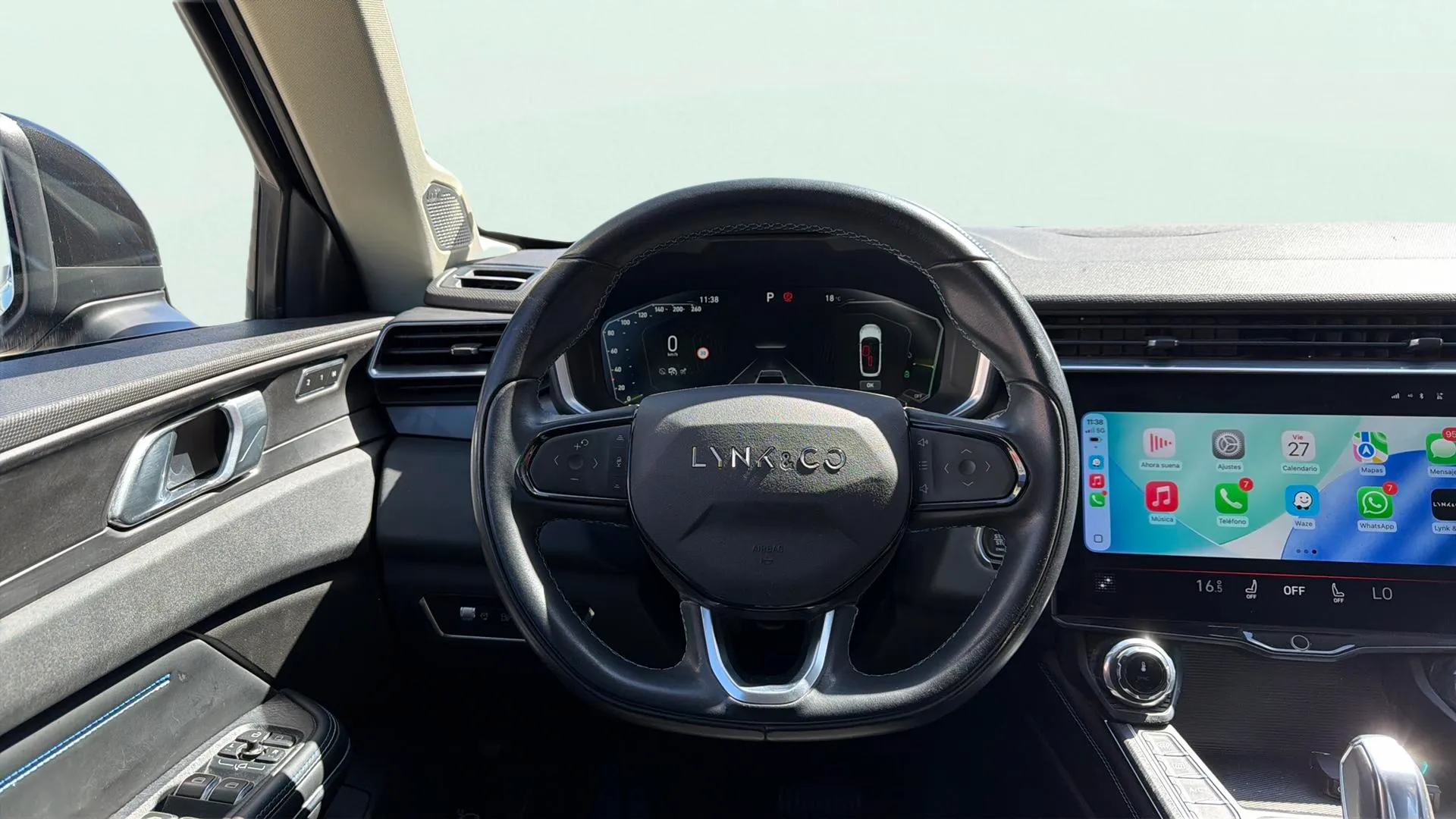 Lynk & Co 01 1.5 PHEV - foto 10