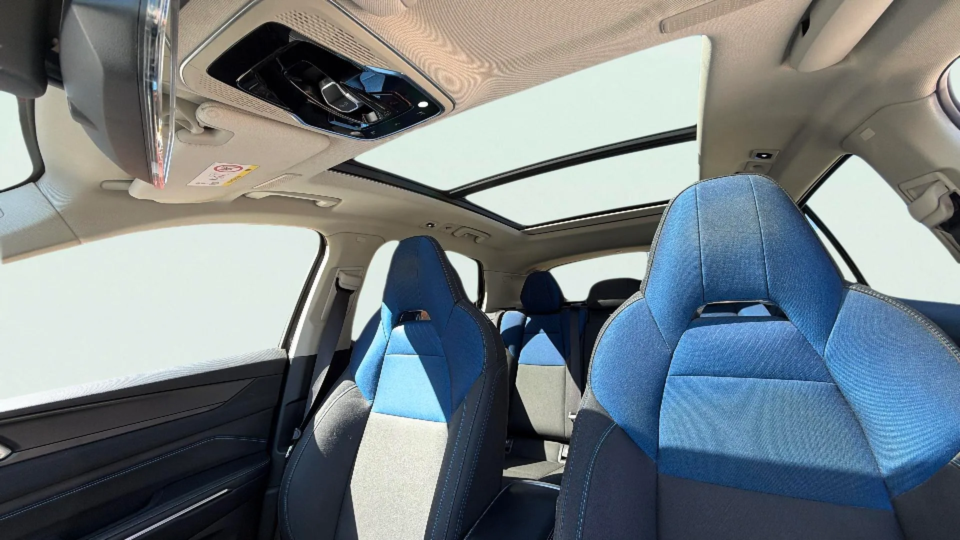 Lynk & Co 01 1.5 PHEV - foto 23