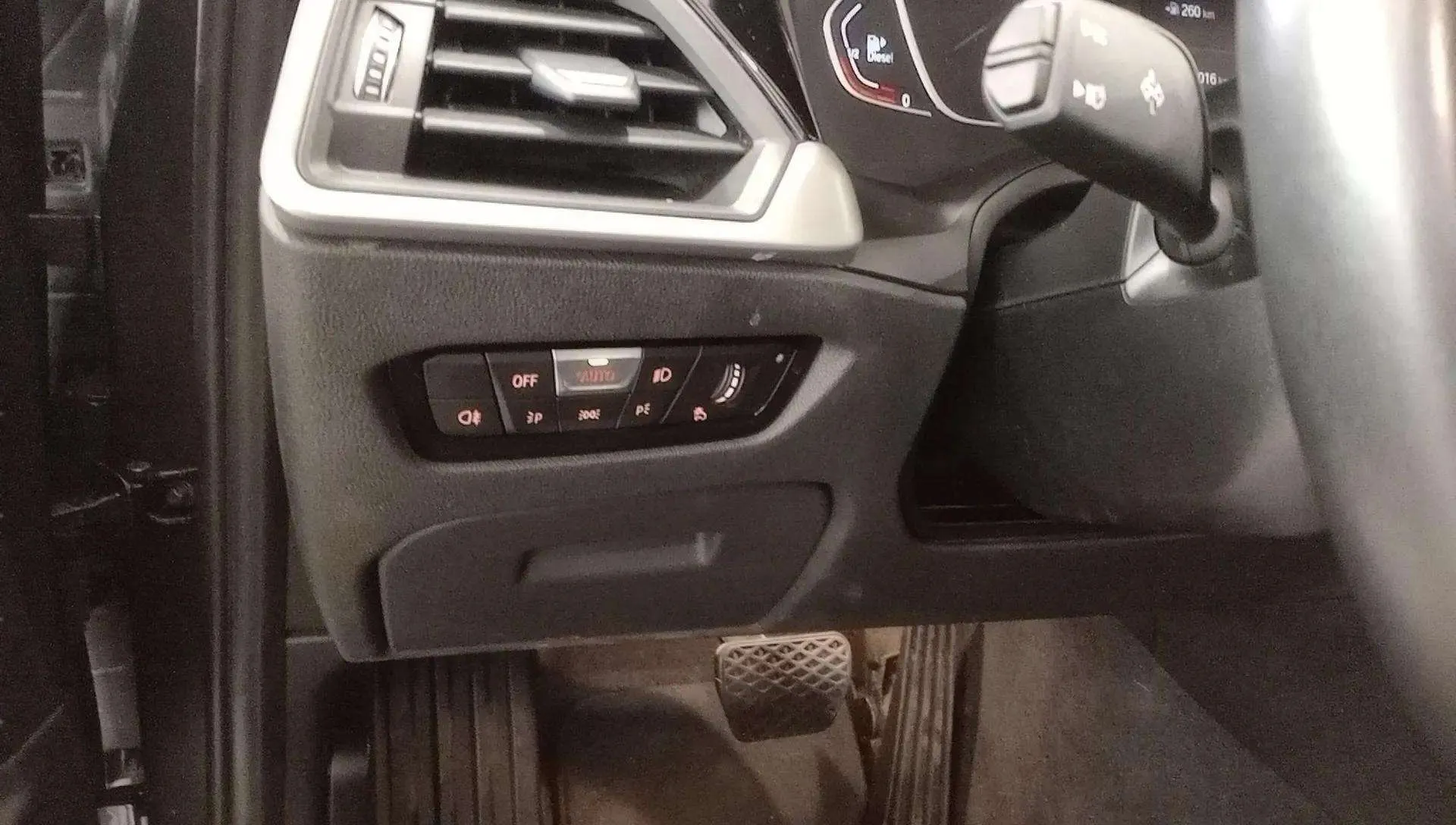 BMW Serie 3 318d .Touring - foto 9