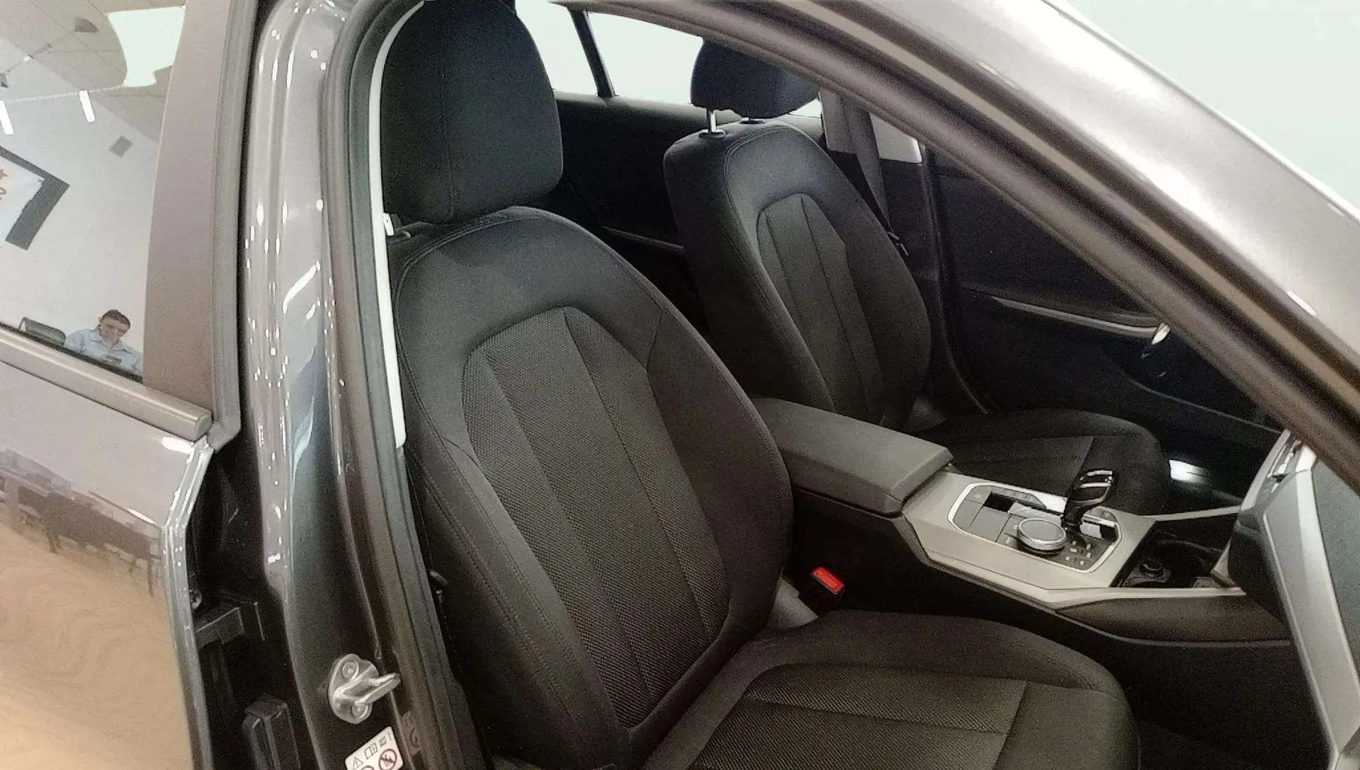 BMW Serie 3 318d .Touring - foto 19