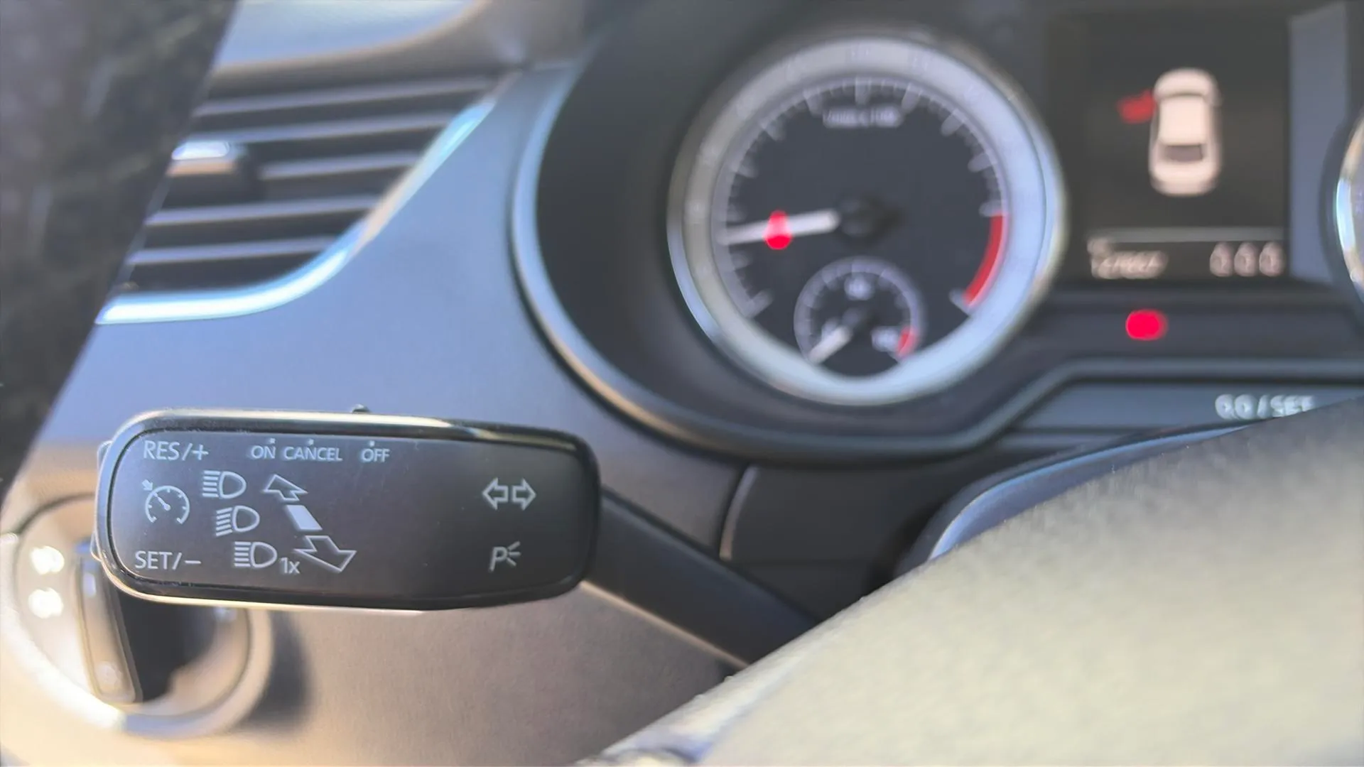 Škoda Octavia 1.6 TDI Like - foto 15